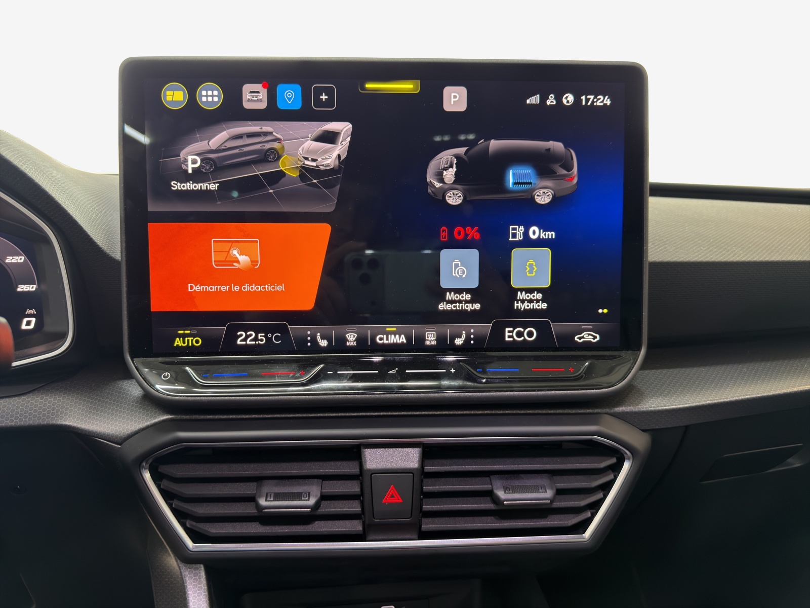 SEAT Leon ST 1.5 eHybrid pHEV DSG Business Edition-image-10