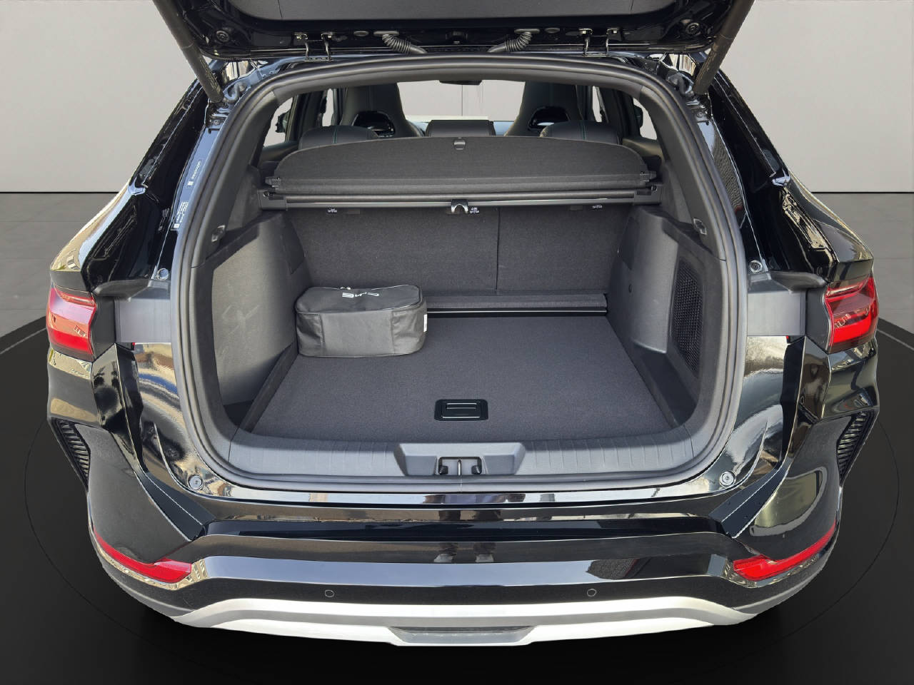 BYD Seal U DM-i Design AWD-image-13
