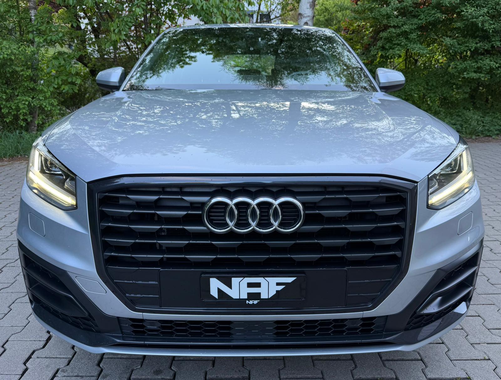 AUDI Q2 35 TFSI Sport S-tronic S-Line-image-7