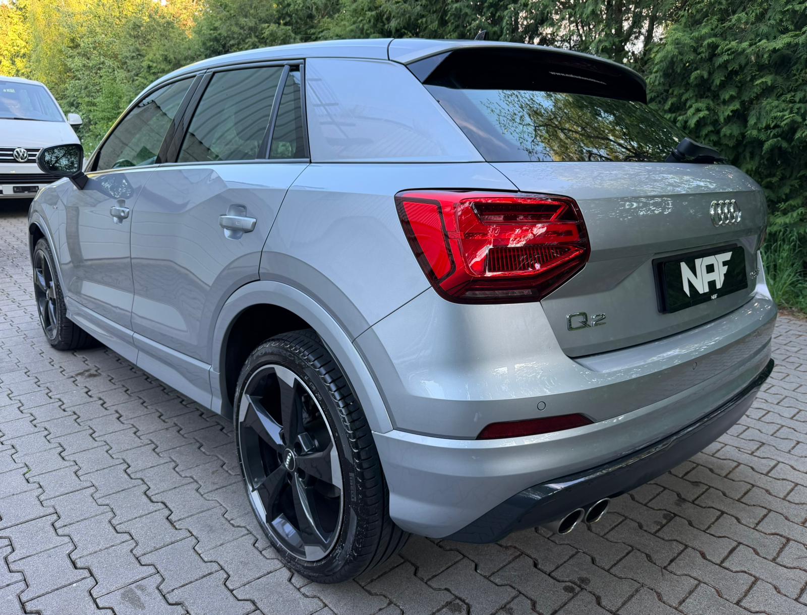 AUDI Q2 35 TFSI Sport S-tronic S-Line-image-2