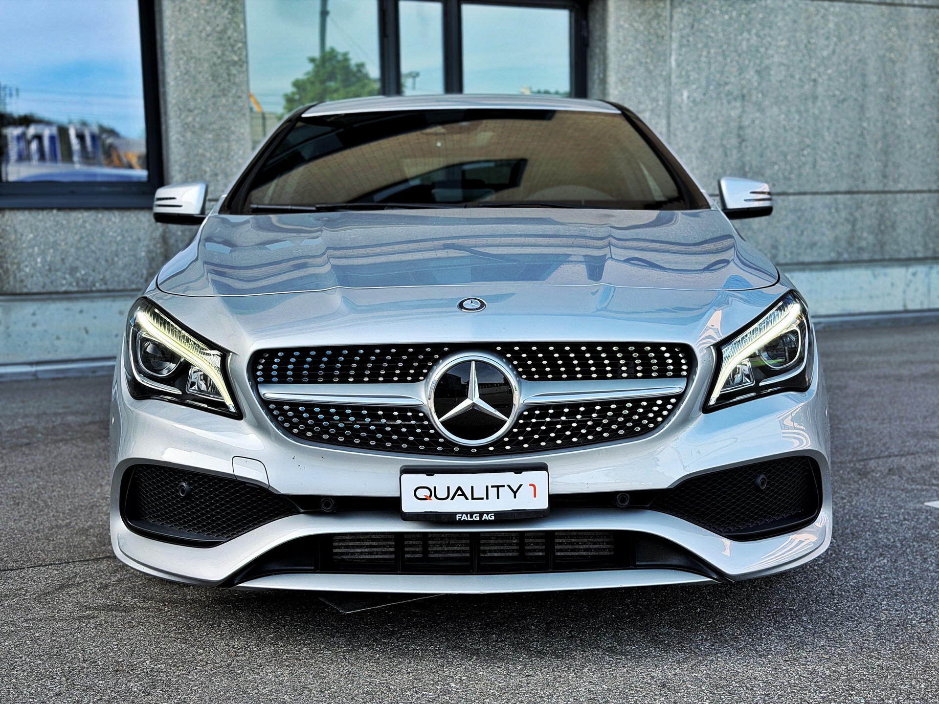 MERCEDES-BENZ CLA Shooting Brake 250 AMG Line 7G-DCT 4Matic-image-6