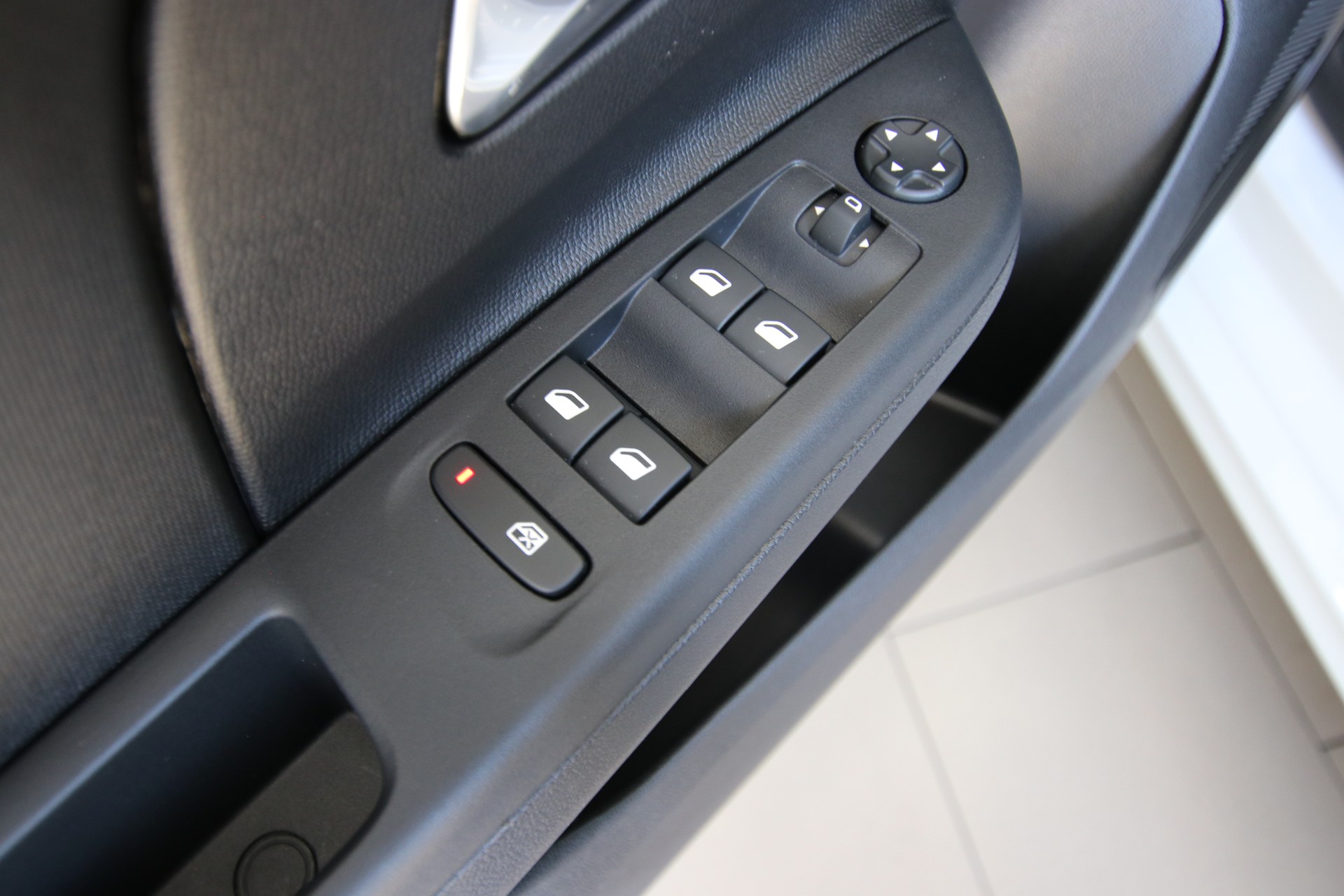 OPEL Corsa e- 50kWh Edition-image-23