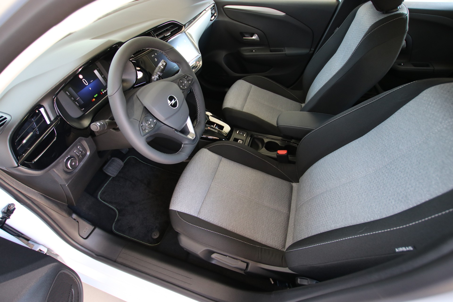 OPEL Corsa e- 50kWh Edition-image-11