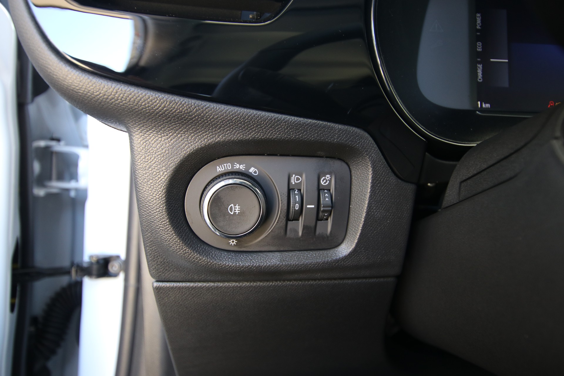 OPEL Corsa e- 50kWh Edition-image-22
