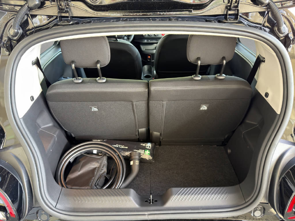 RENAULT Twingo E-Tech Urban Range techno-image-12