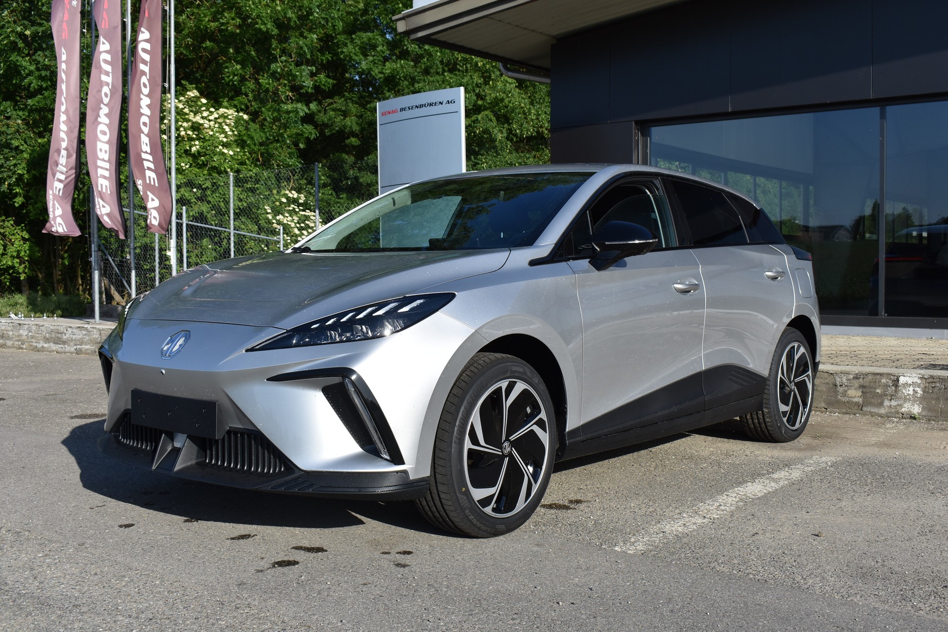 MG 4 EV 64kWh Premium