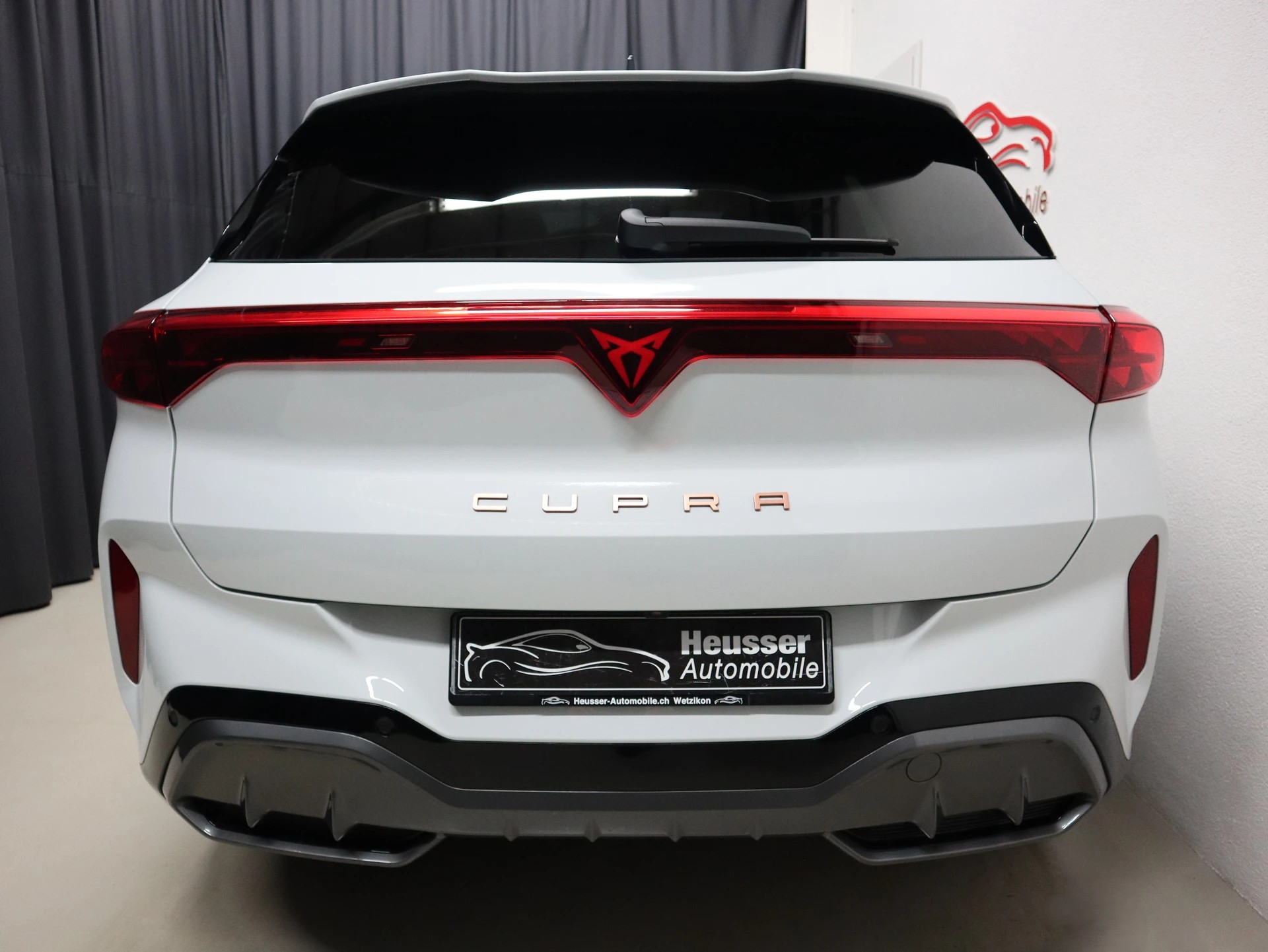 CUPRA Terramar 2.0 TSI DSG 4Drive VZ - Panorama - Navi - Head-Up - Sennheiser - 360° Kamera - AHK - 265 PS-image-5