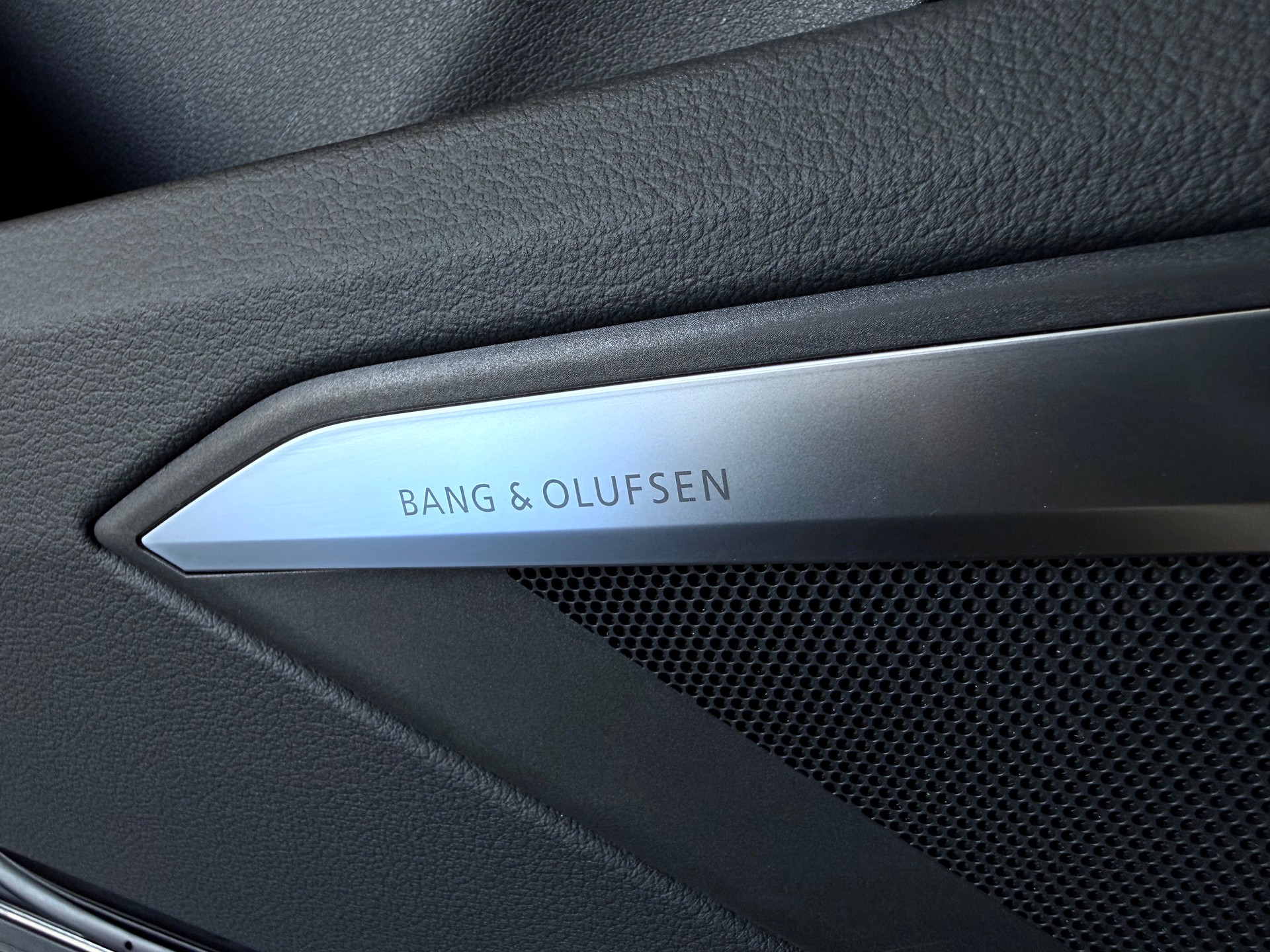 AUDI e-tron 55 Advanced quattro-image-32