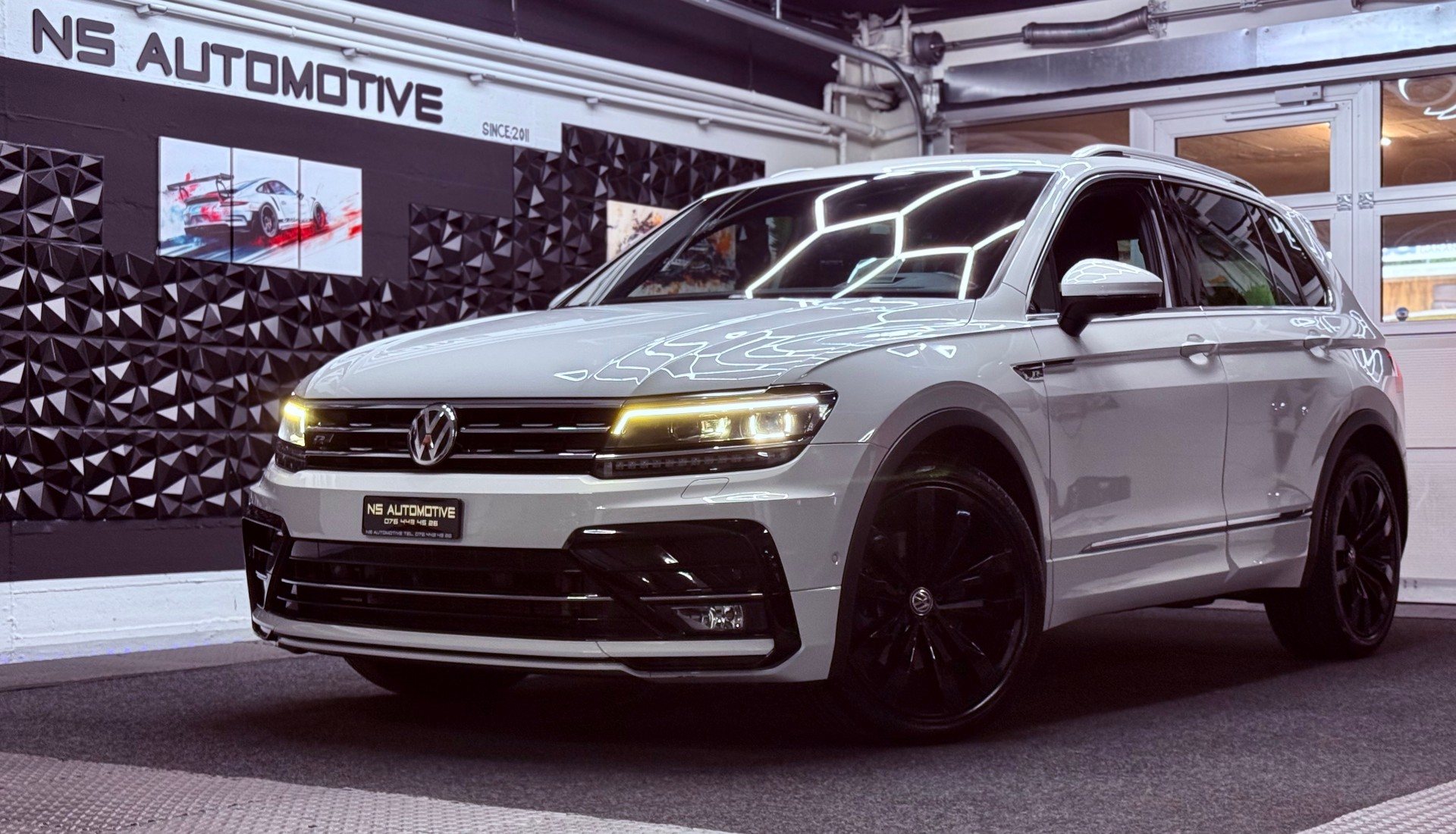 VW Tiguan 2.0 TDI SCR R-Line 4Motion DSG-image-7