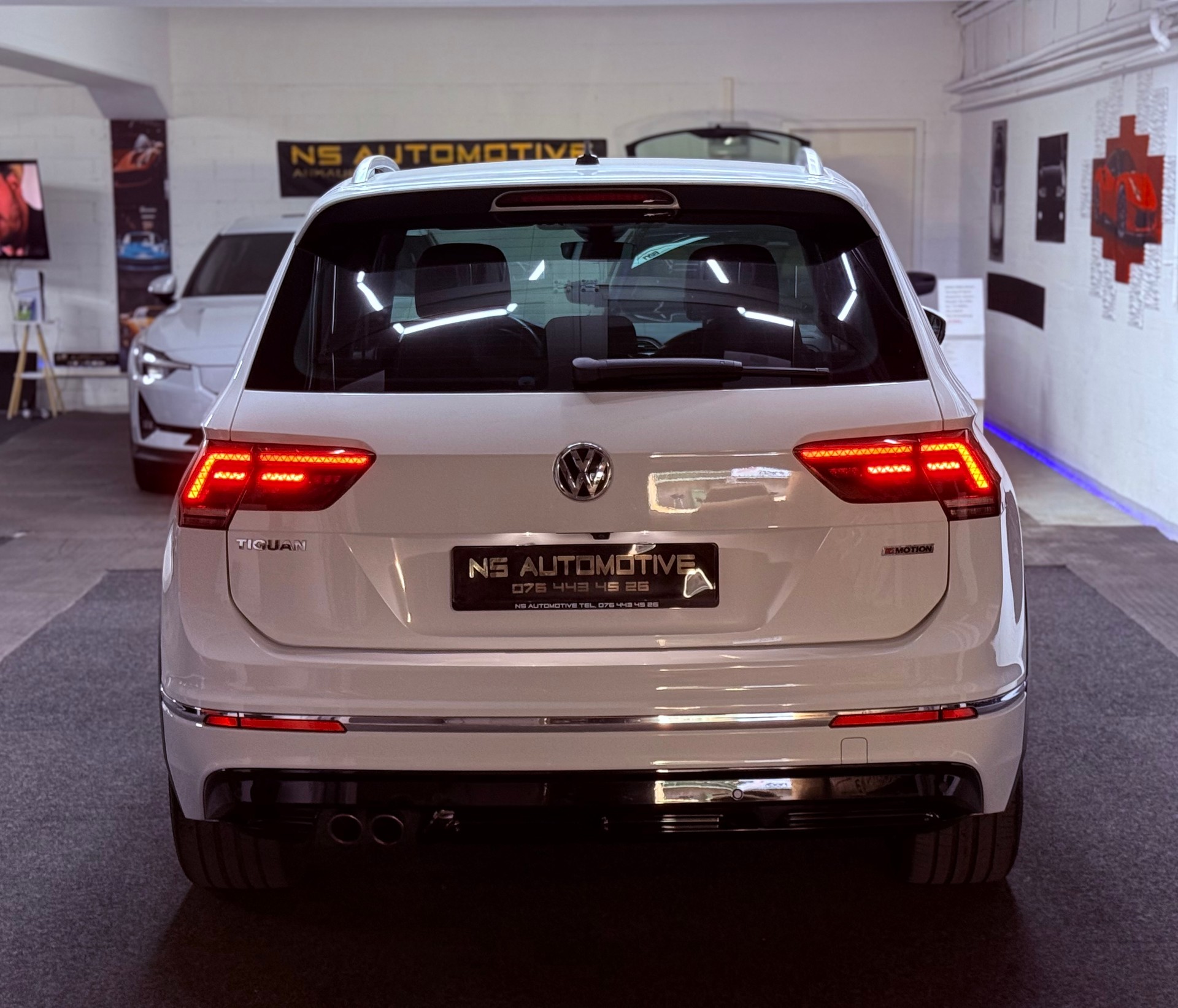 VW Tiguan 2.0 TDI SCR R-Line 4Motion DSG-image-4