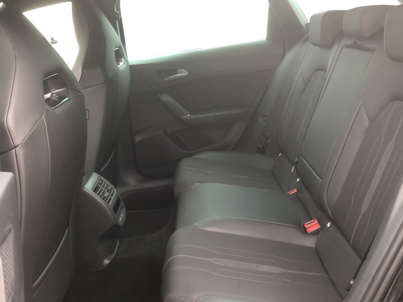 CUPRA Leon ST 1.4 eHybrid Inicio DSG-image-9