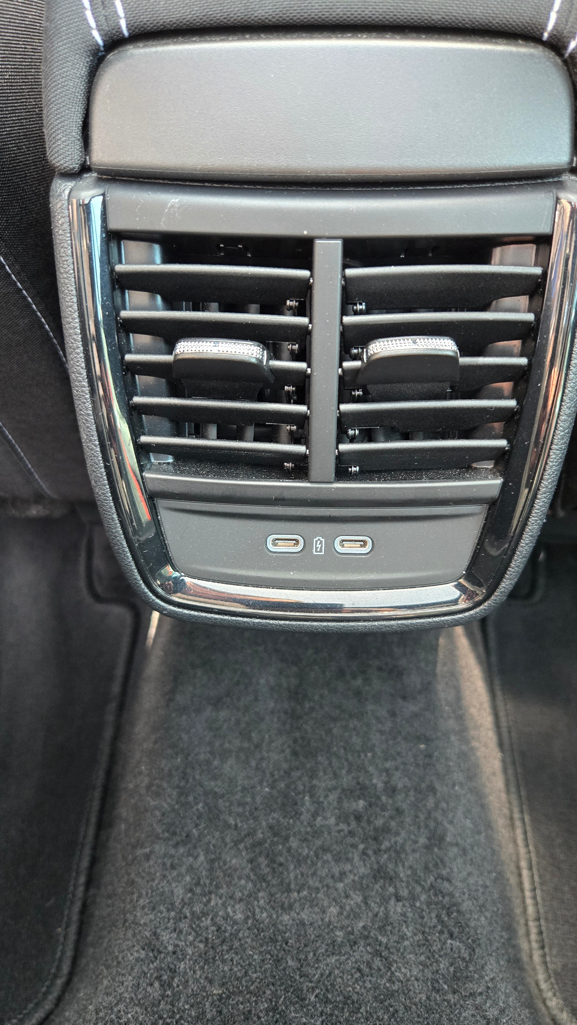 SKODA Kamiq 1.0 TSI Monte Carlo DSG-image-16