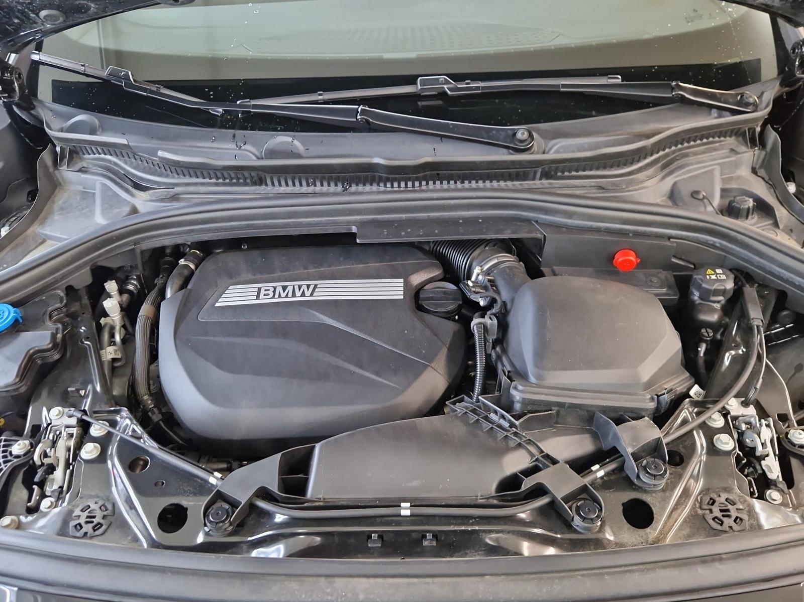 BMW 218d Active Tourer-image-22