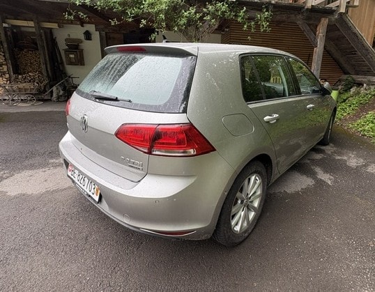VW 2.0 TDI Highline 4m-image-2