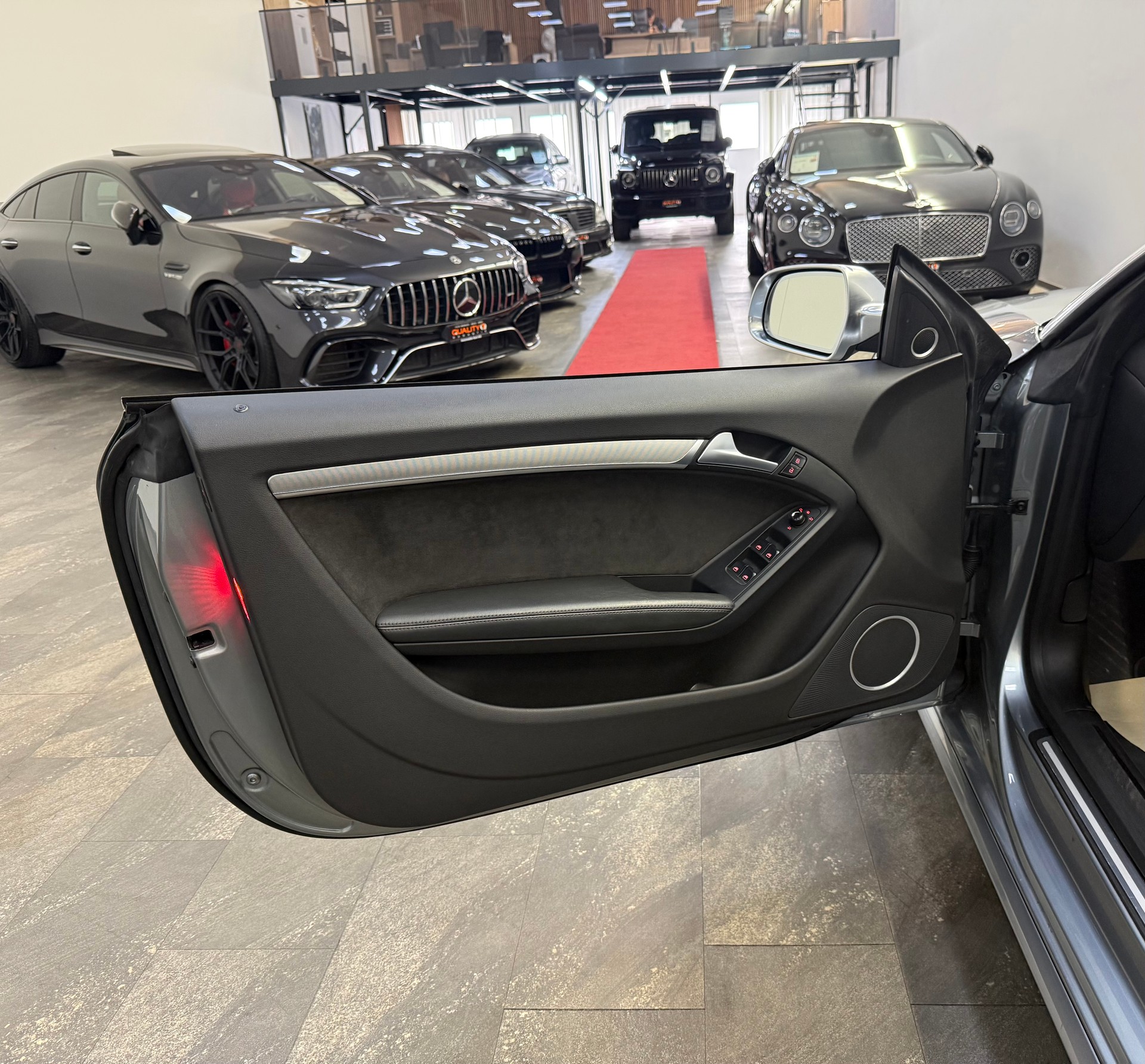 AUDI S5 Cabrio 3.0 TFSI quattro S-tronic-image-15