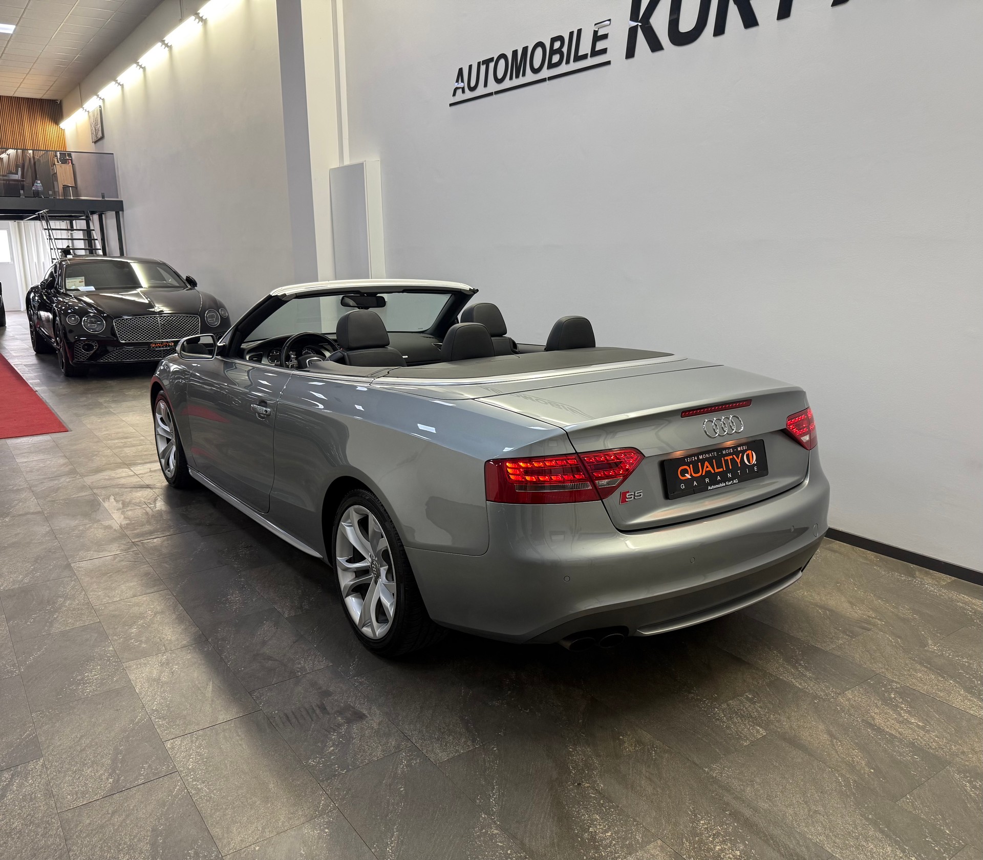 AUDI S5 Cabrio 3.0 TFSI quattro S-tronic-image-8