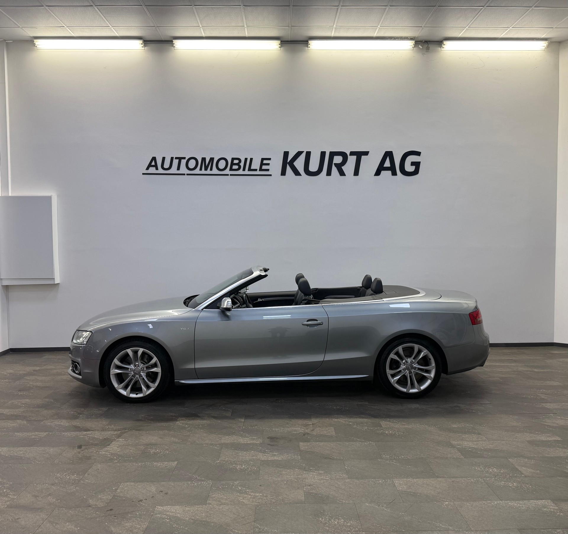 AUDI S5 Cabrio 3.0 TFSI quattro S-tronic-image-9