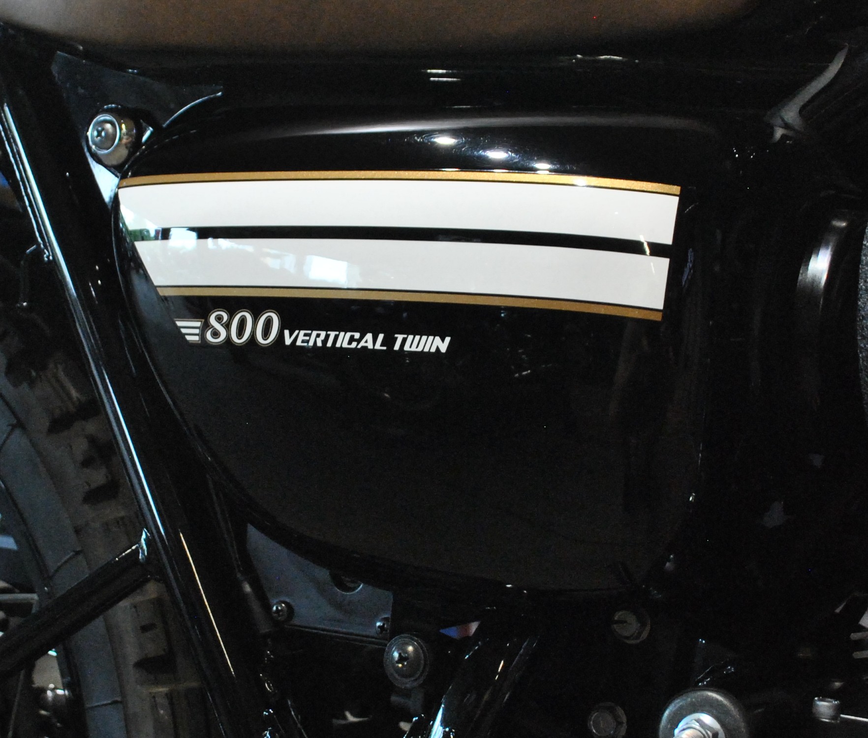 KAWASAKI W 800 Special Edition-image-7