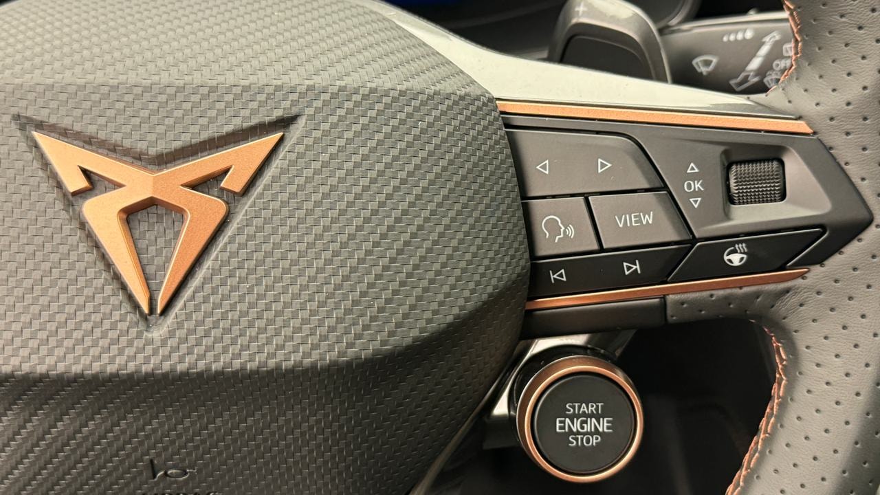 CUPRA Formentor 2.0TSI VZ Black Edtion-image-9