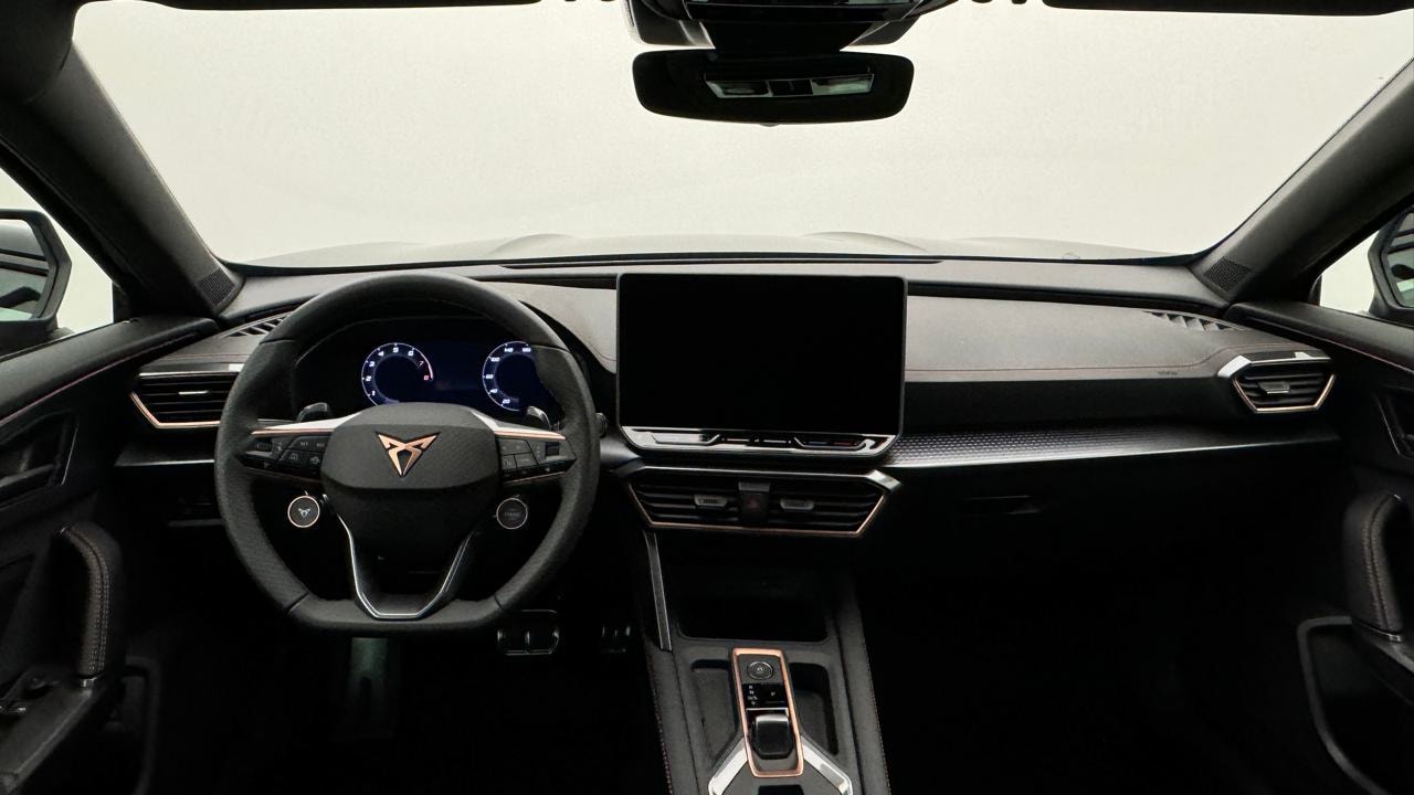 CUPRA Formentor 2.0TSI VZ Black Edtion-image-5