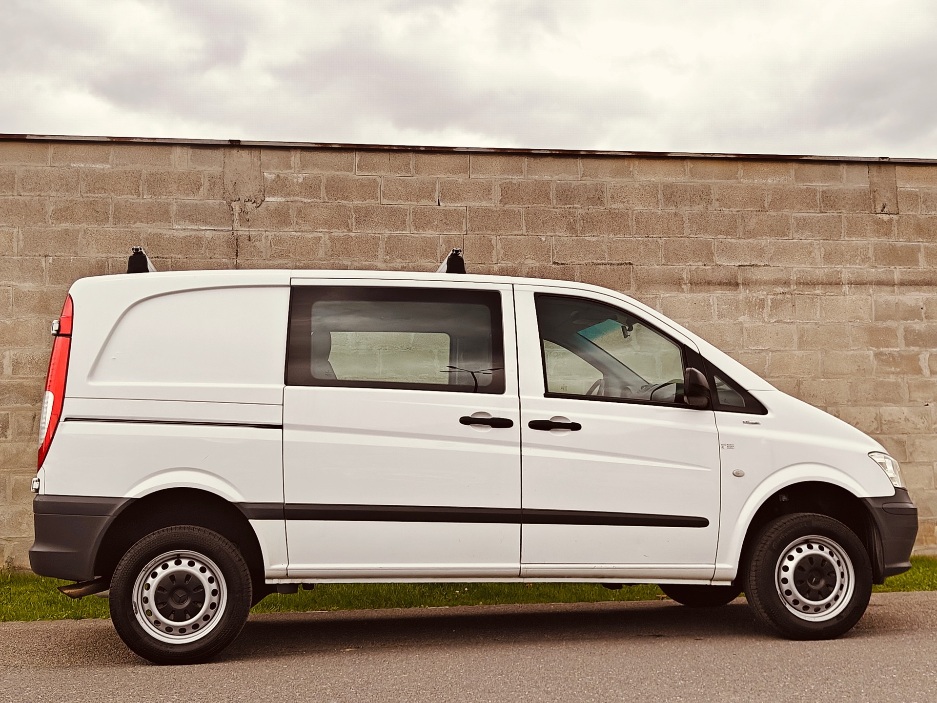 MERCEDES-BENZ 113 CDI MIXTO PRO 4MATIC AUTOMAT KLIMA 6 PLÄTZER AHK 2.5t-image-3