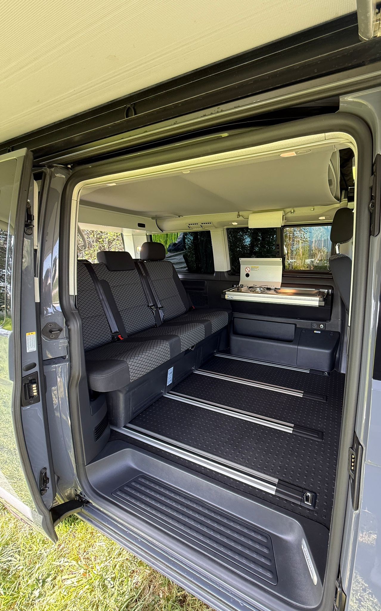 VW California T6.1 2.0 TDI 204 Beach Edition Spirit DSG 4MOTION-image-4