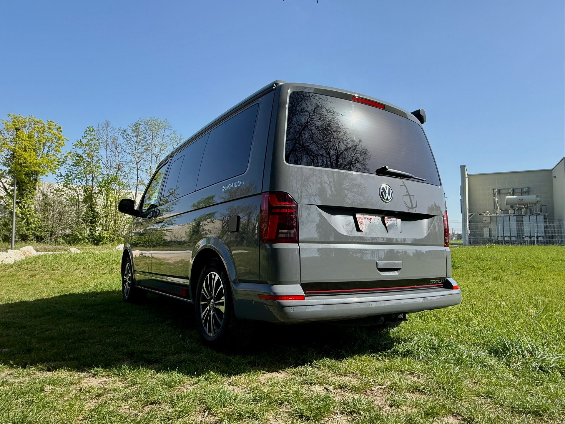 VW California T6.1 2.0 TDI 204 Beach Edition Spirit DSG 4MOTION-image-2