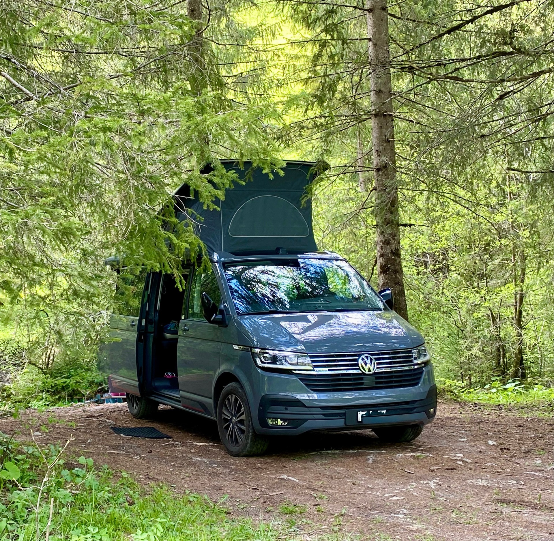 VW California T6.1 2.0 TDI 204 Beach Edition Spirit DSG 4MOTION-image-3