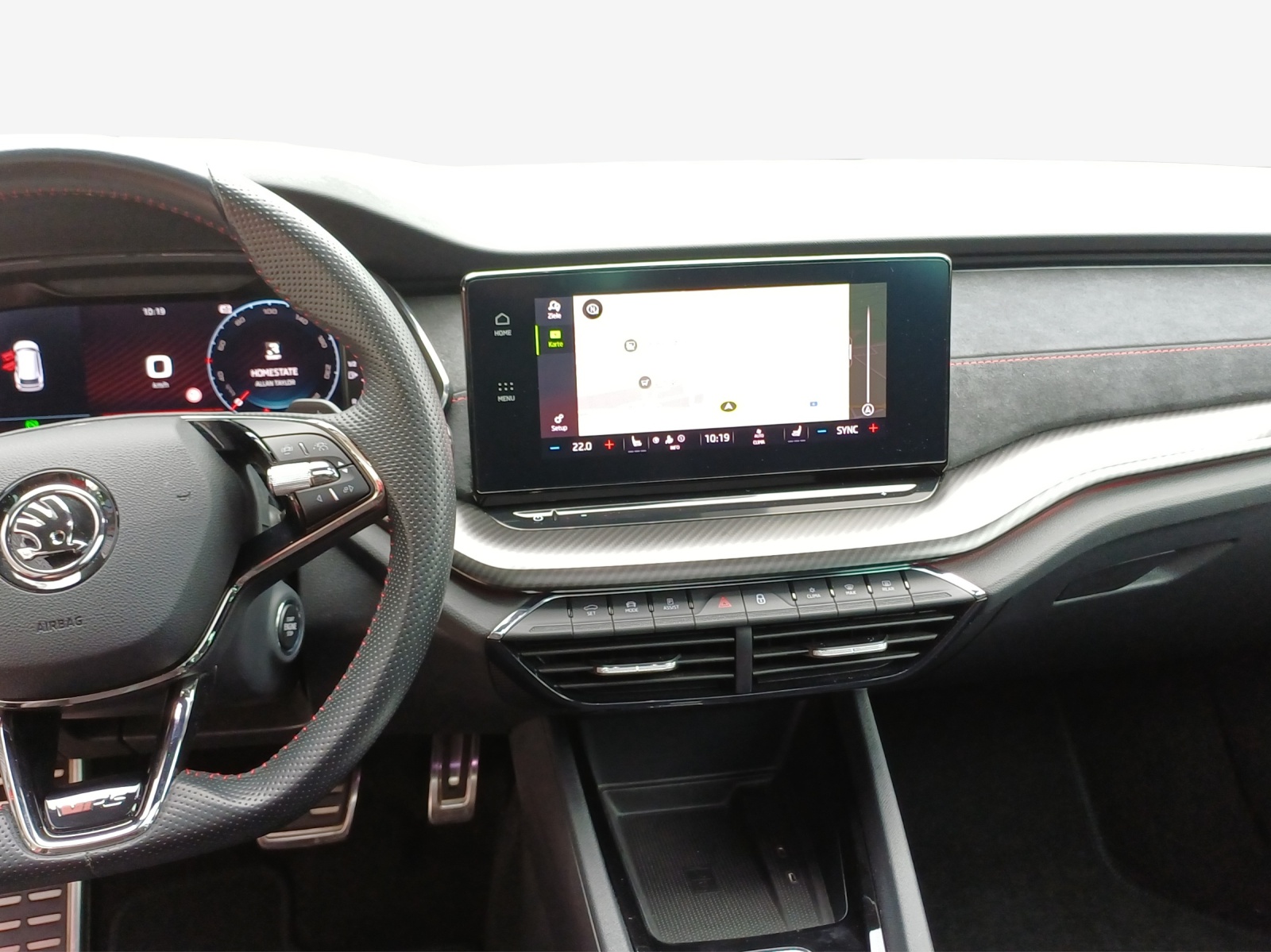 SKODA Octavia Combi 2.0 TSI DSG RS-image-8