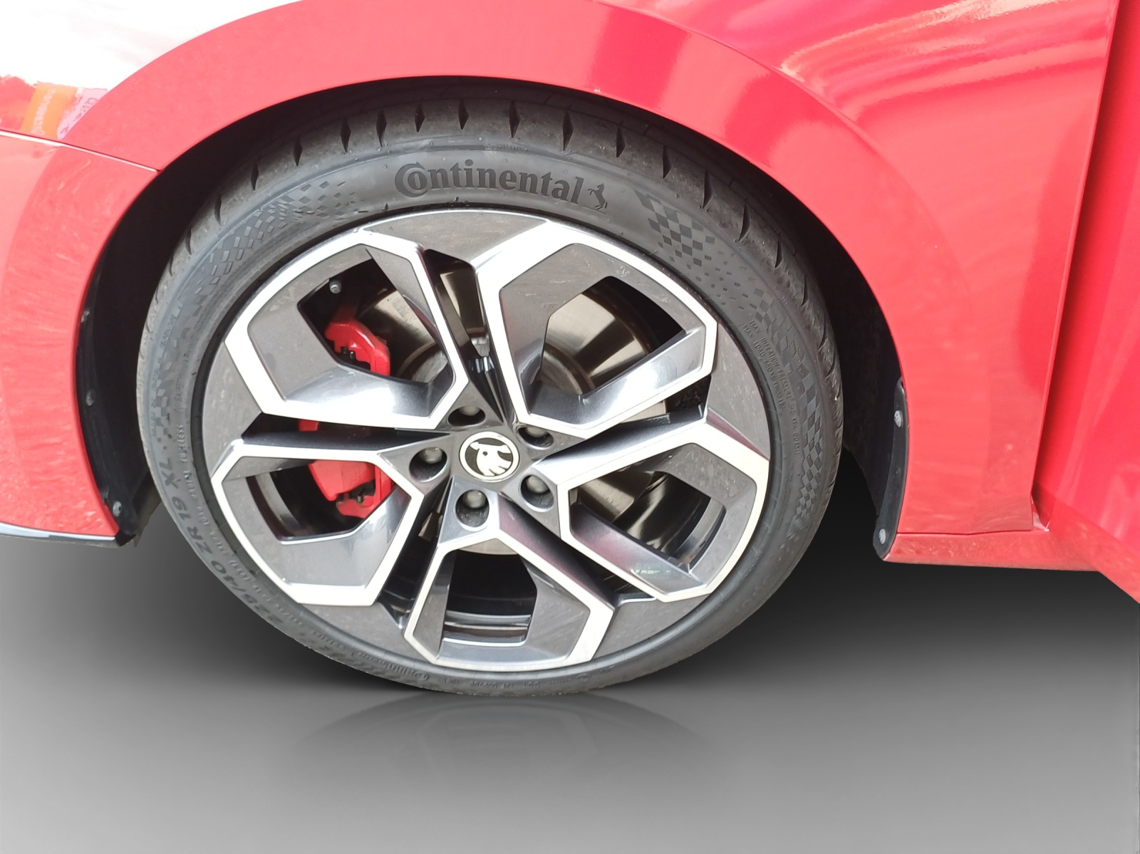 SKODA Octavia Combi 2.0 TSI DSG RS-image-13