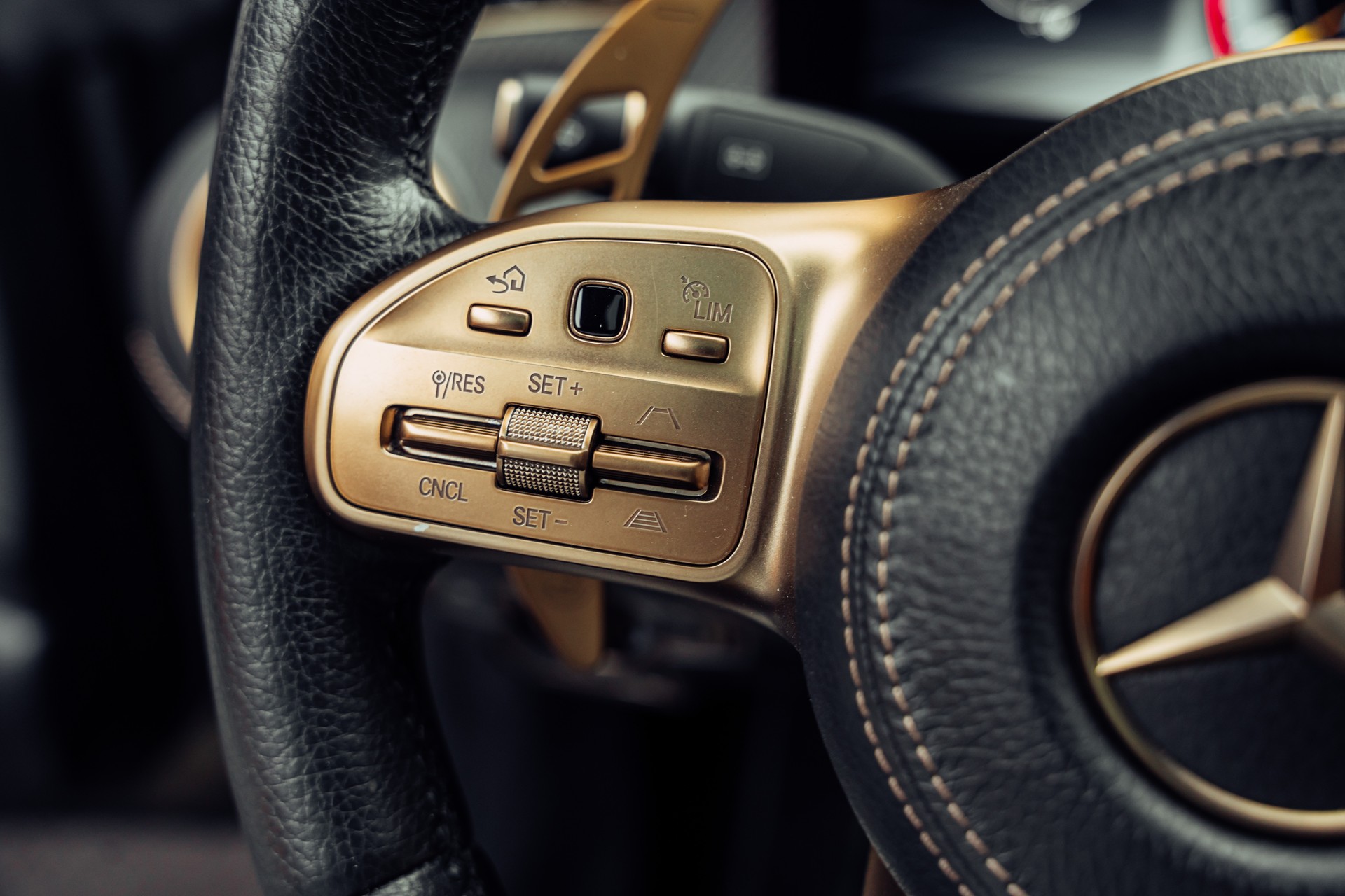 MERCEDES-BENZ AMG S 65 BRABUS ROCKET 900-image-16
