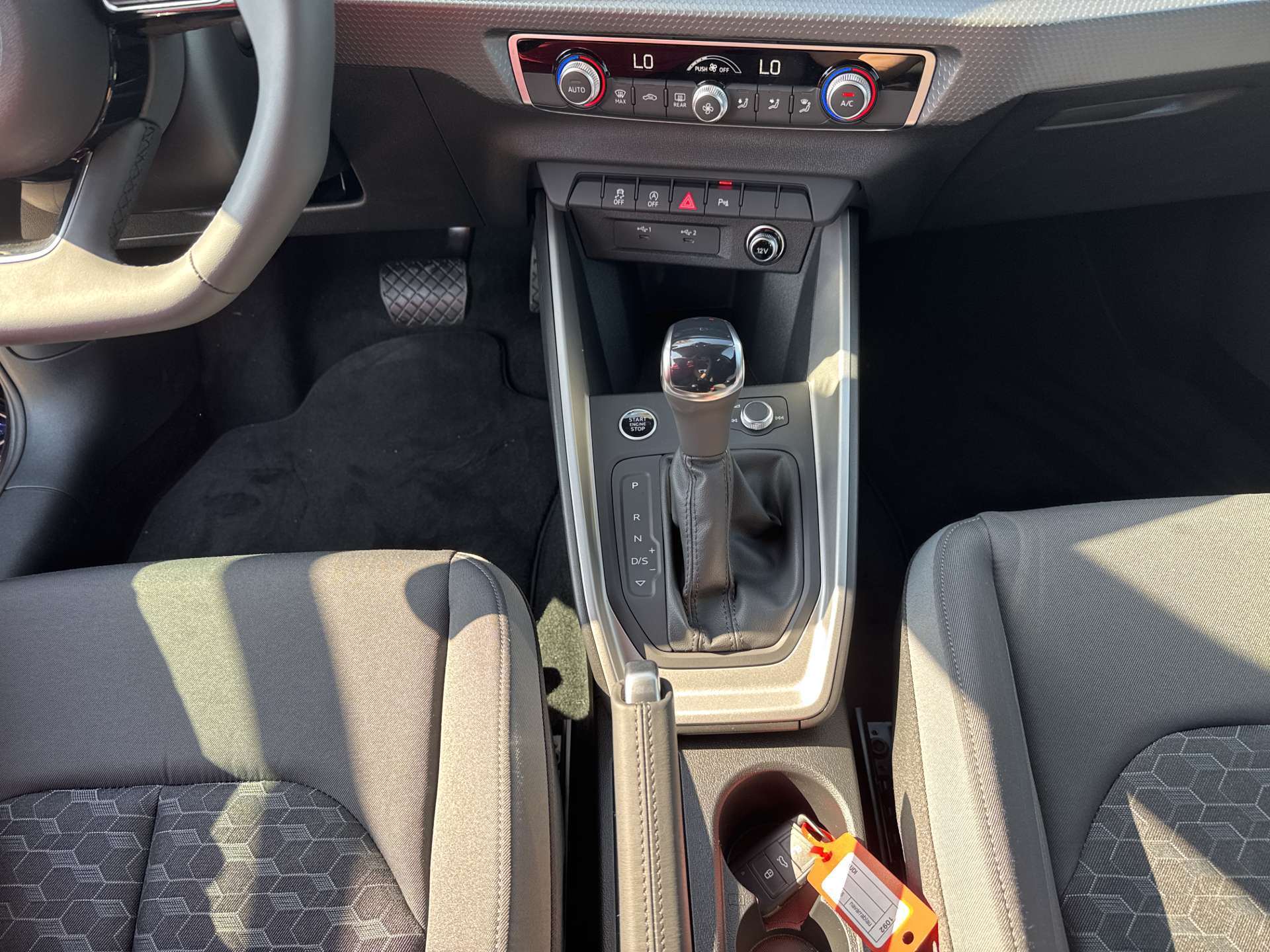AUDI A1 Sportback 30 TFSi S-Line S-Tronic Automat-image-10