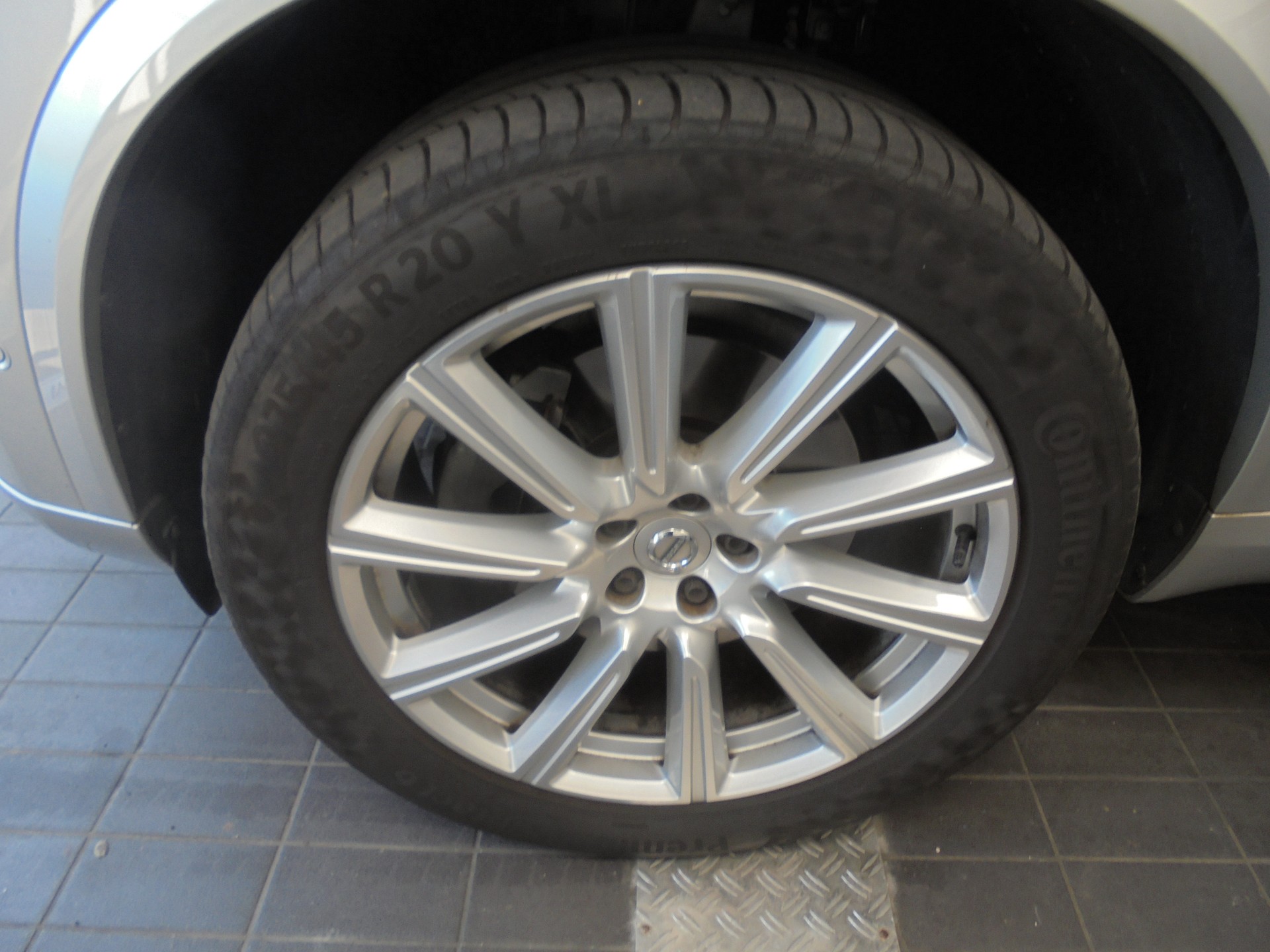 VOLVO XC90 T6 AWD Inscription Geartronic-image-8