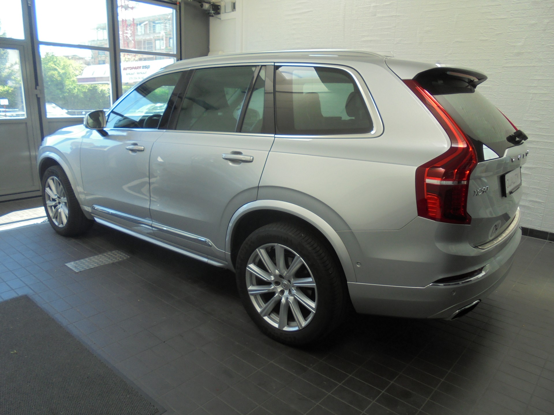 VOLVO XC90 T6 AWD Inscription Geartronic-image-2