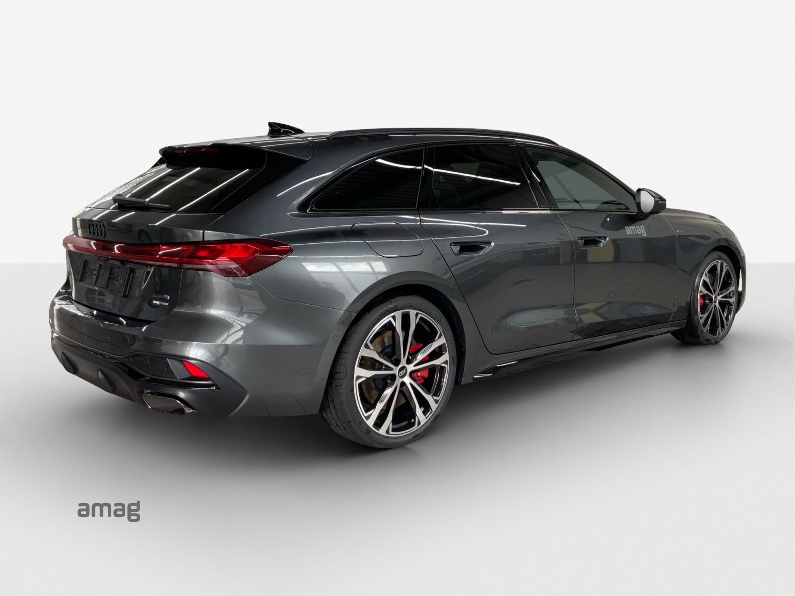 AUDI A5 Avant e-hybrid quattro 270 kW S tronic-image-4