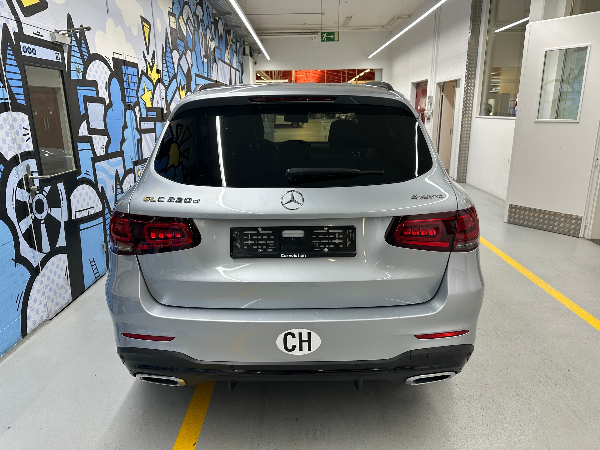 MERCEDES-BENZ GLC 220 d AMG Line 4Matic 9G-Tronic-image-4