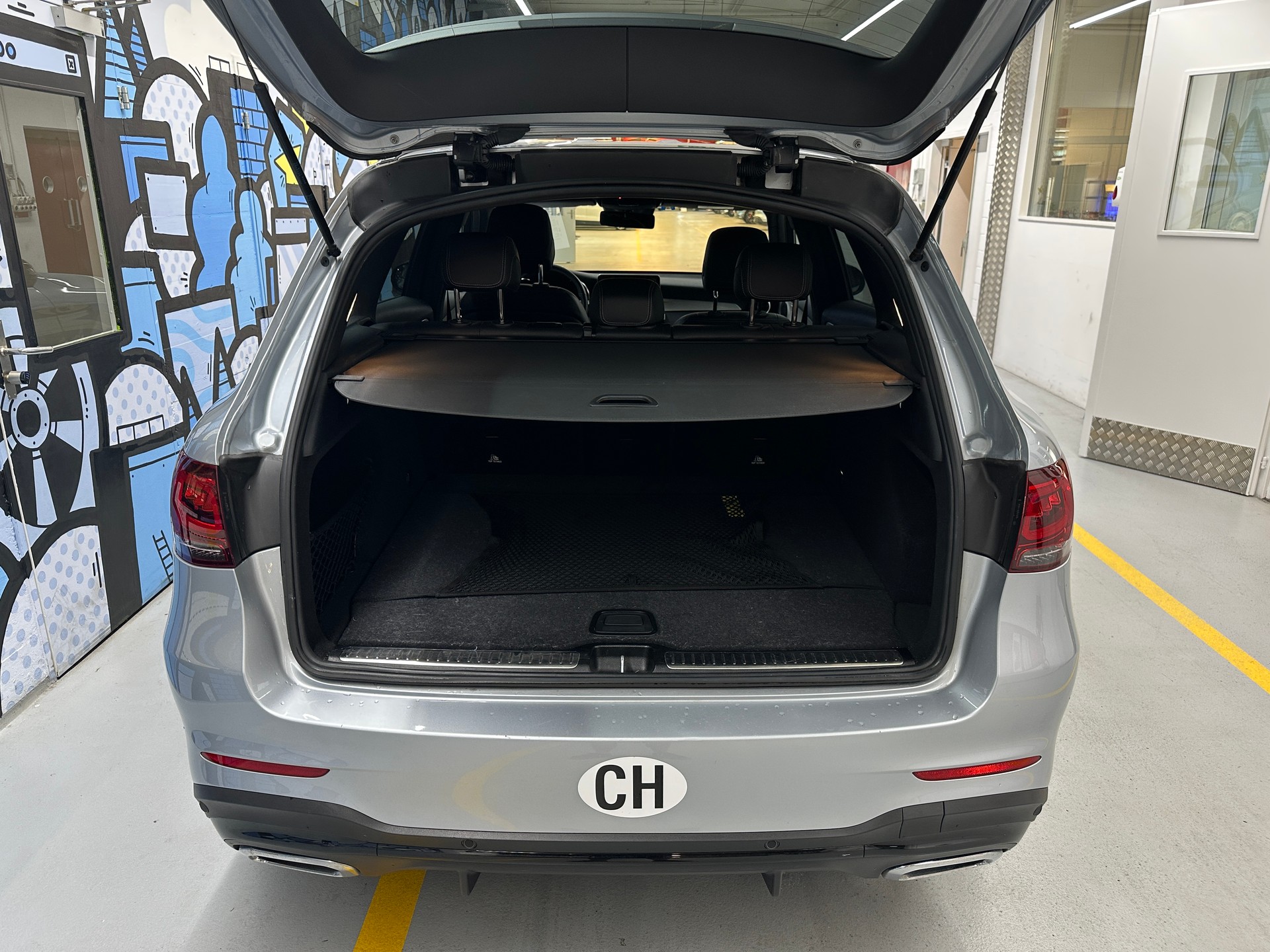 MERCEDES-BENZ GLC 220 d AMG Line 4Matic 9G-Tronic-image-5