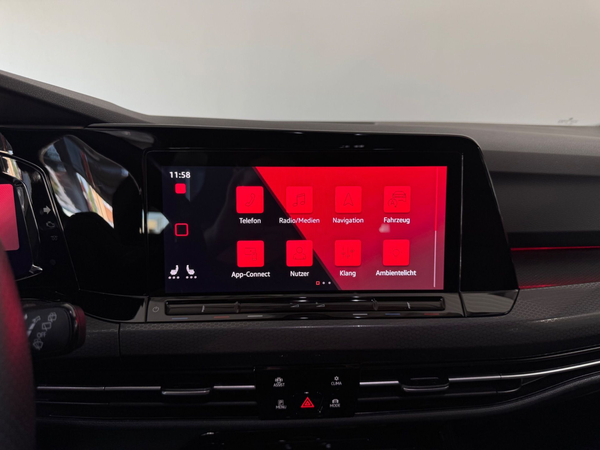 VW Golf 2.0 TSI GTI DSG-image-12