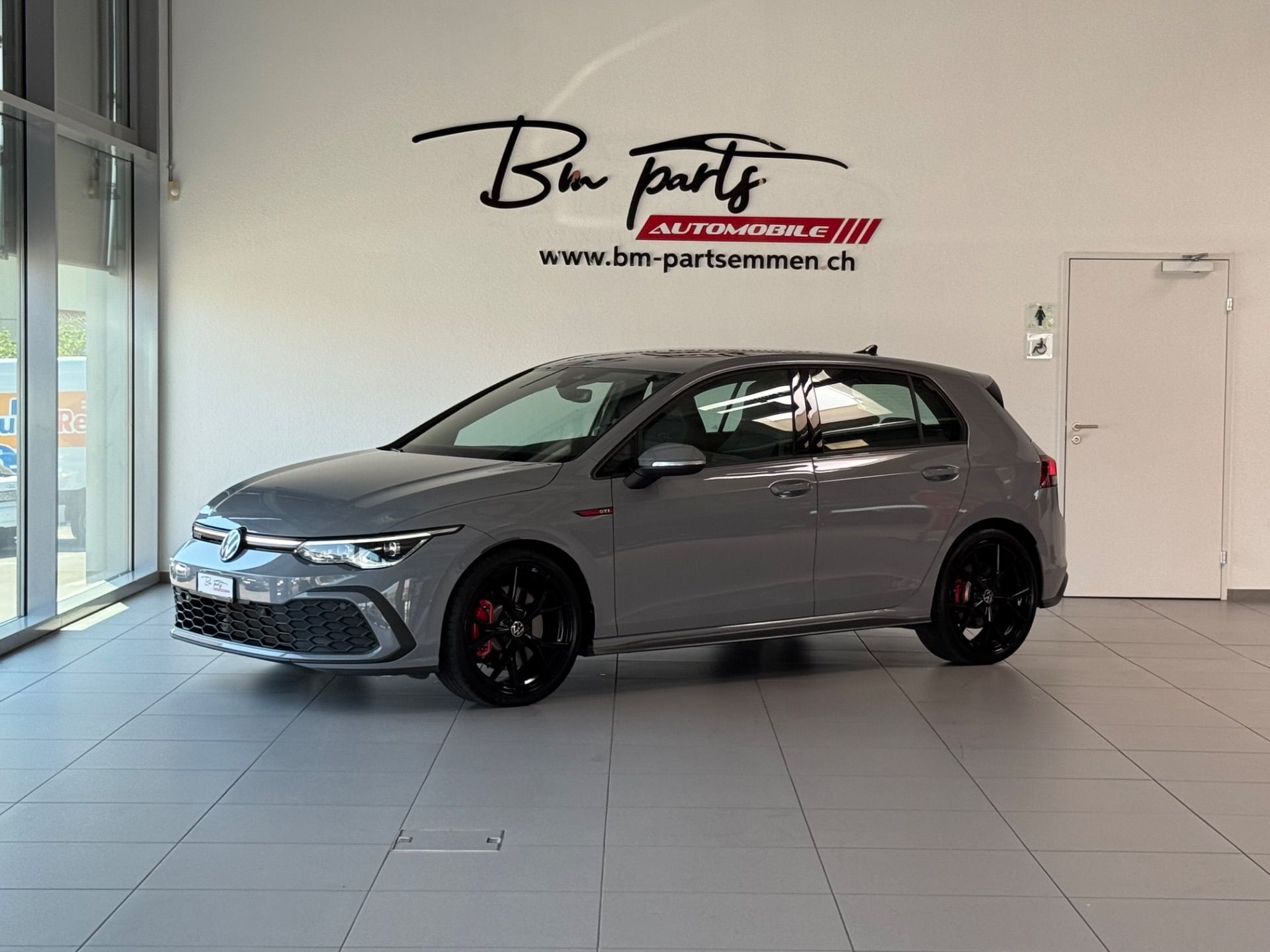 VW Golf 2.0 TSI GTI DSG-image-1