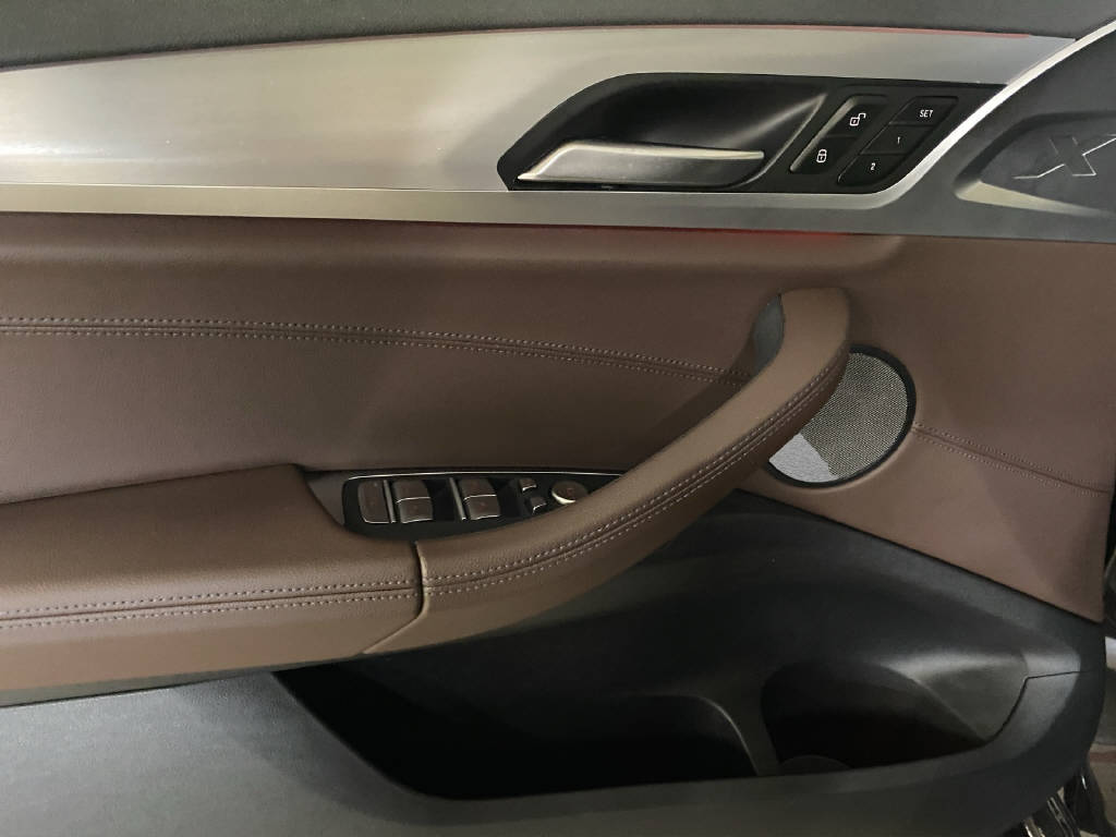 BMW X3 M40d-image-10