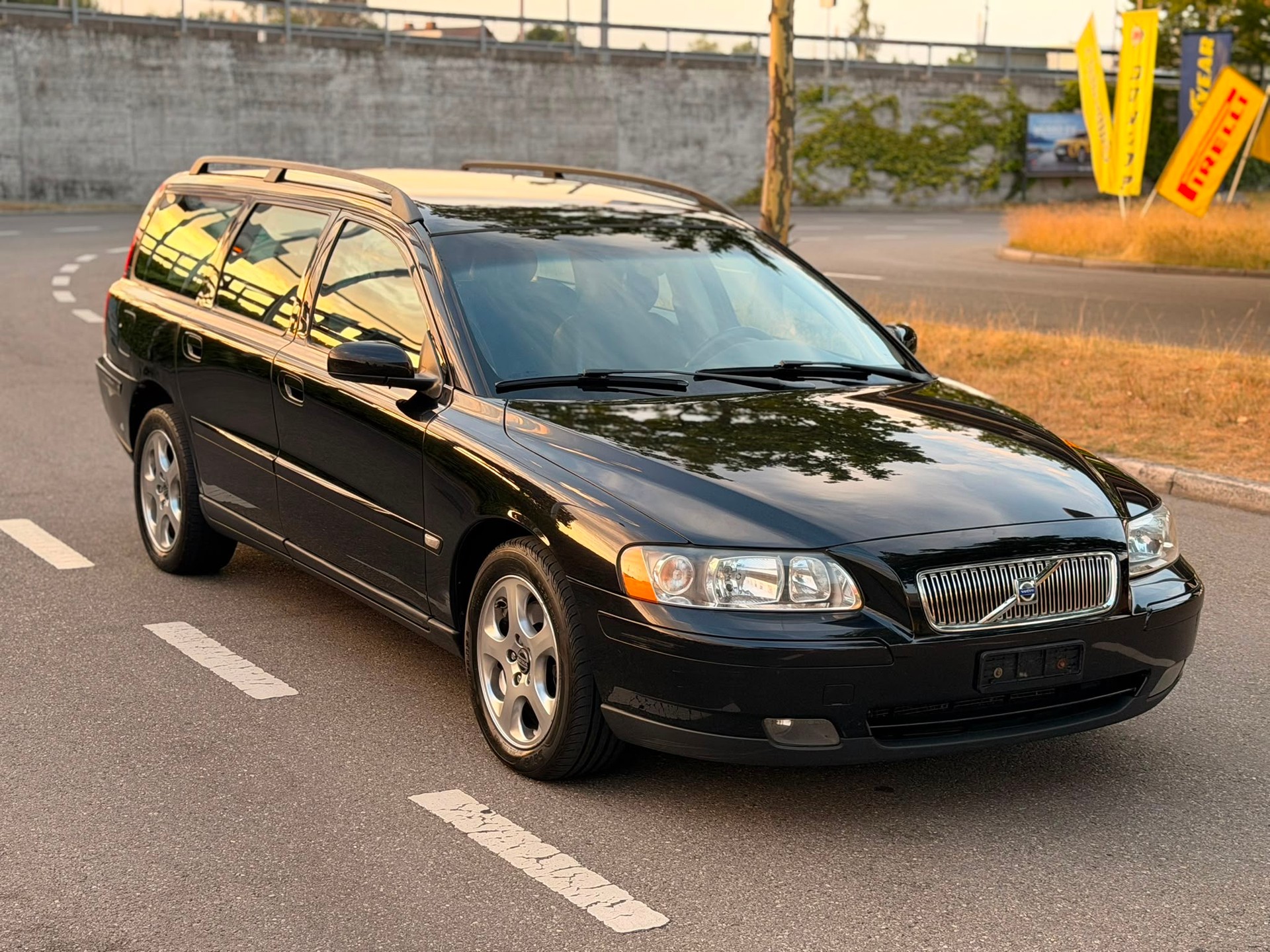 VOLVO V70 2.4 Summum-image-5