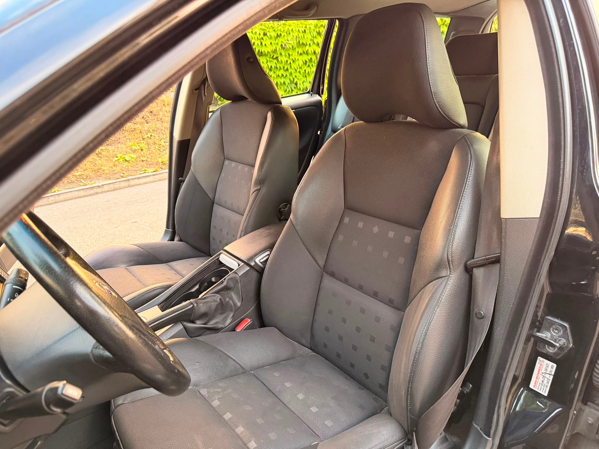 VOLVO V70 2.4 Summum-image-8