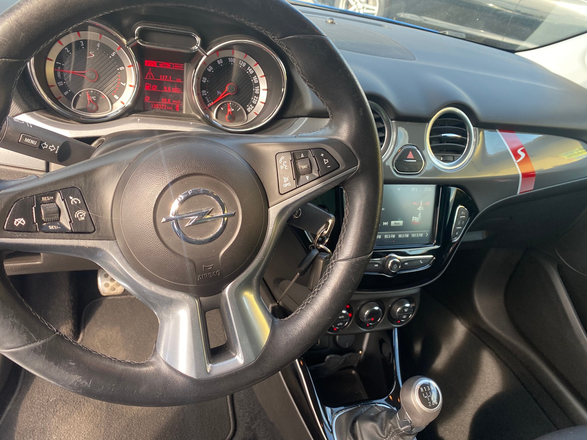 OPEL Adam 1.4 Turbo ROCKS S-image-8