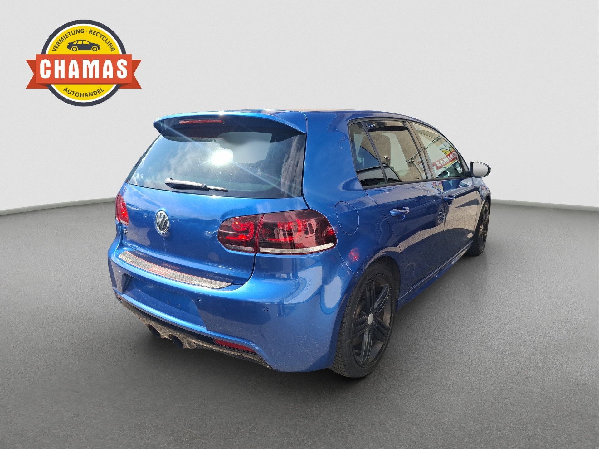 VW Golf 2.0 TSI R Team 4Motion-image-3