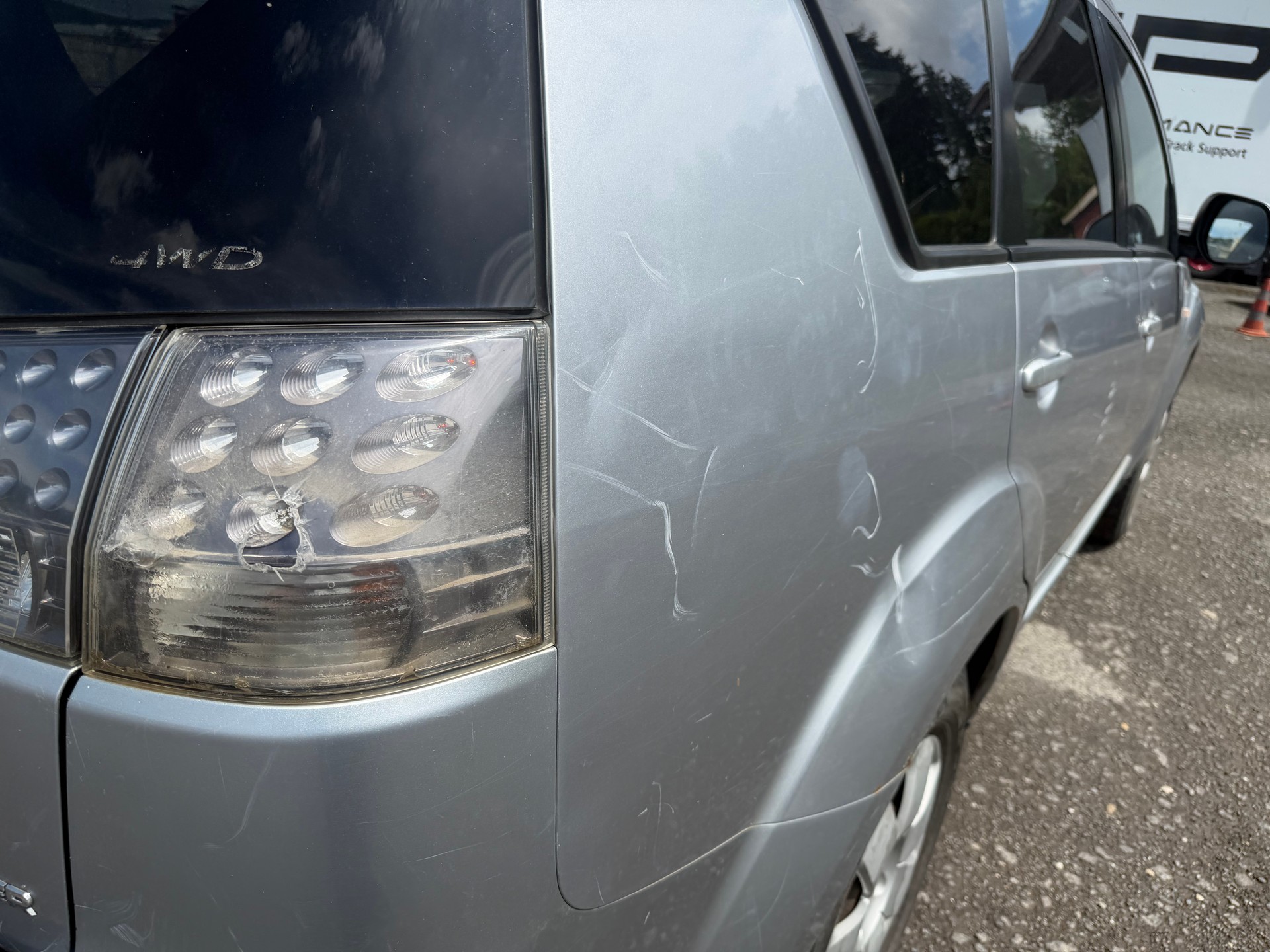 MITSUBISHI Outlander 2.2 DID Intense 4WD-image-10