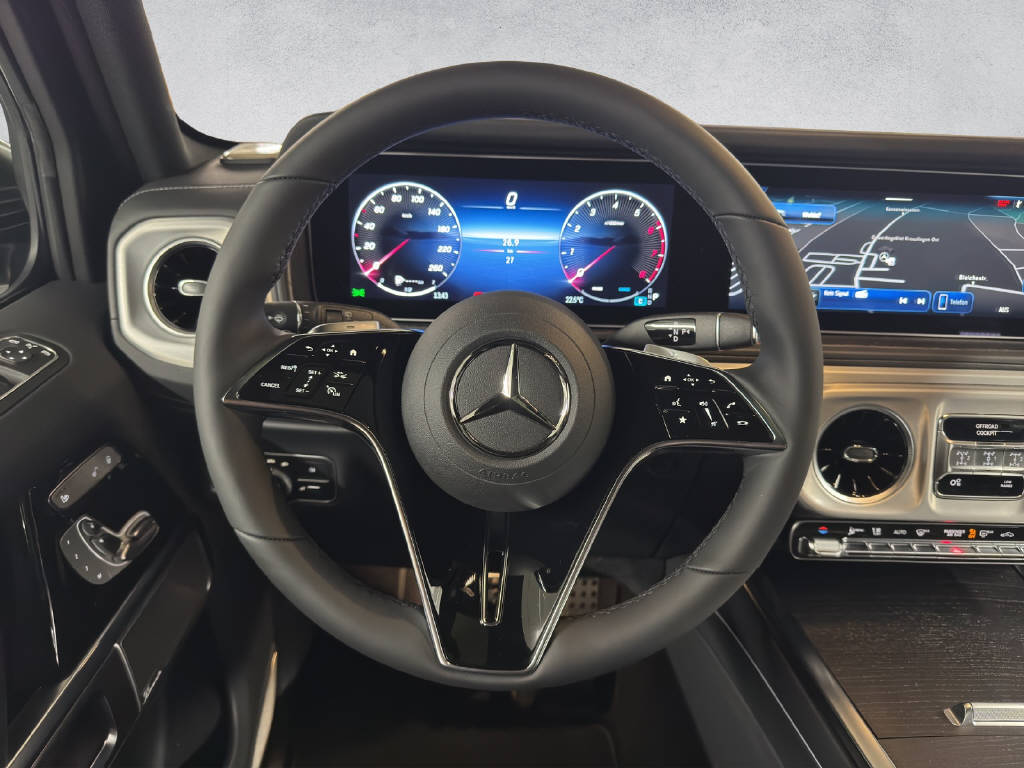 MERCEDES-BENZ G 500 Stronger than the 1980's-image-11
