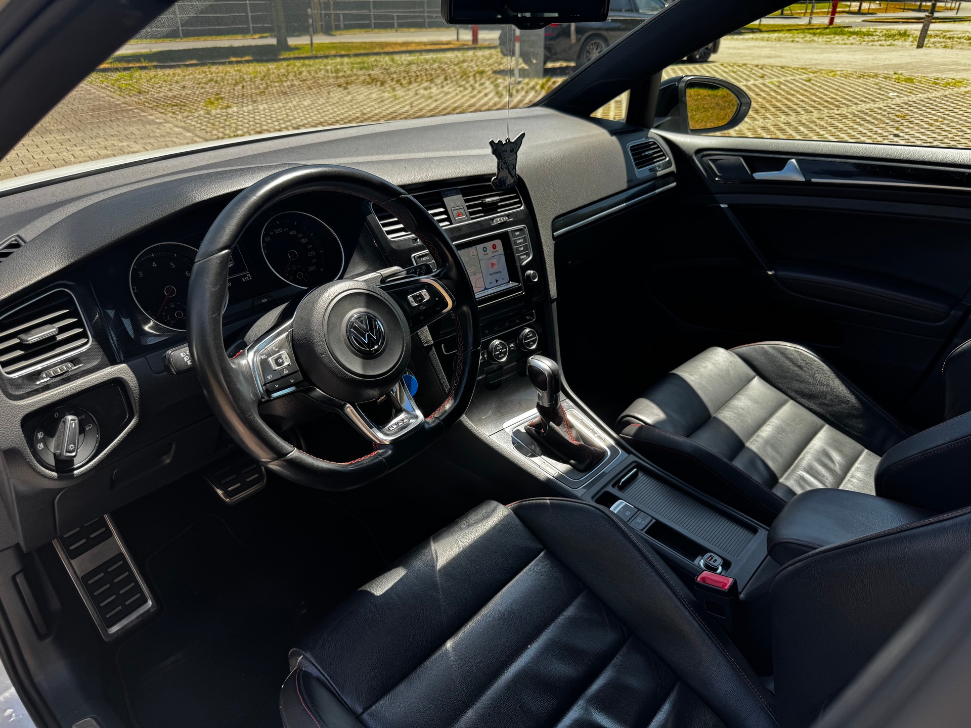 VW Golf 2.0 TSI GTI Performance DSG-image-4