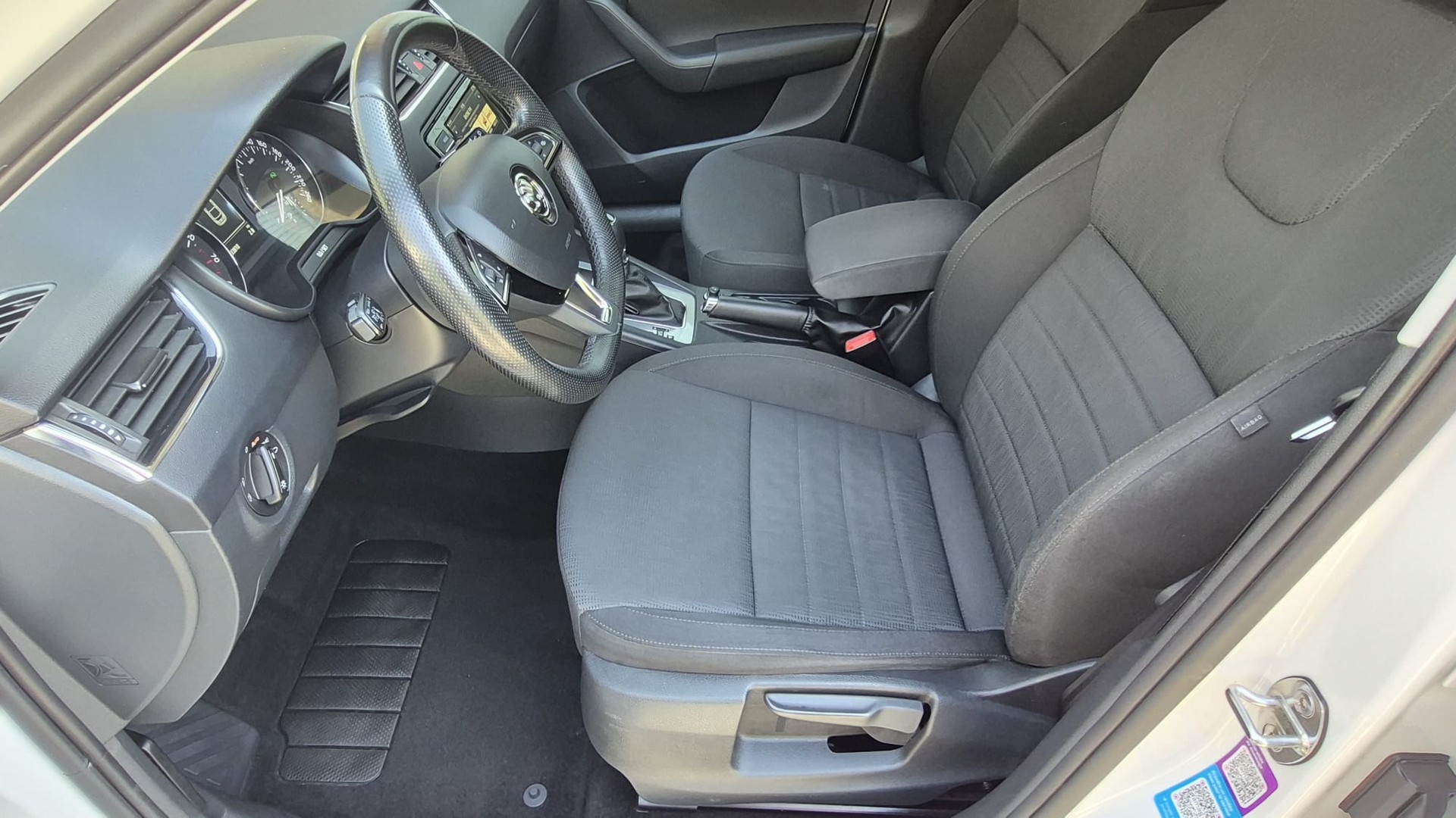 SKODA Octavia 1.4 TSI Ambition DSG-image-6