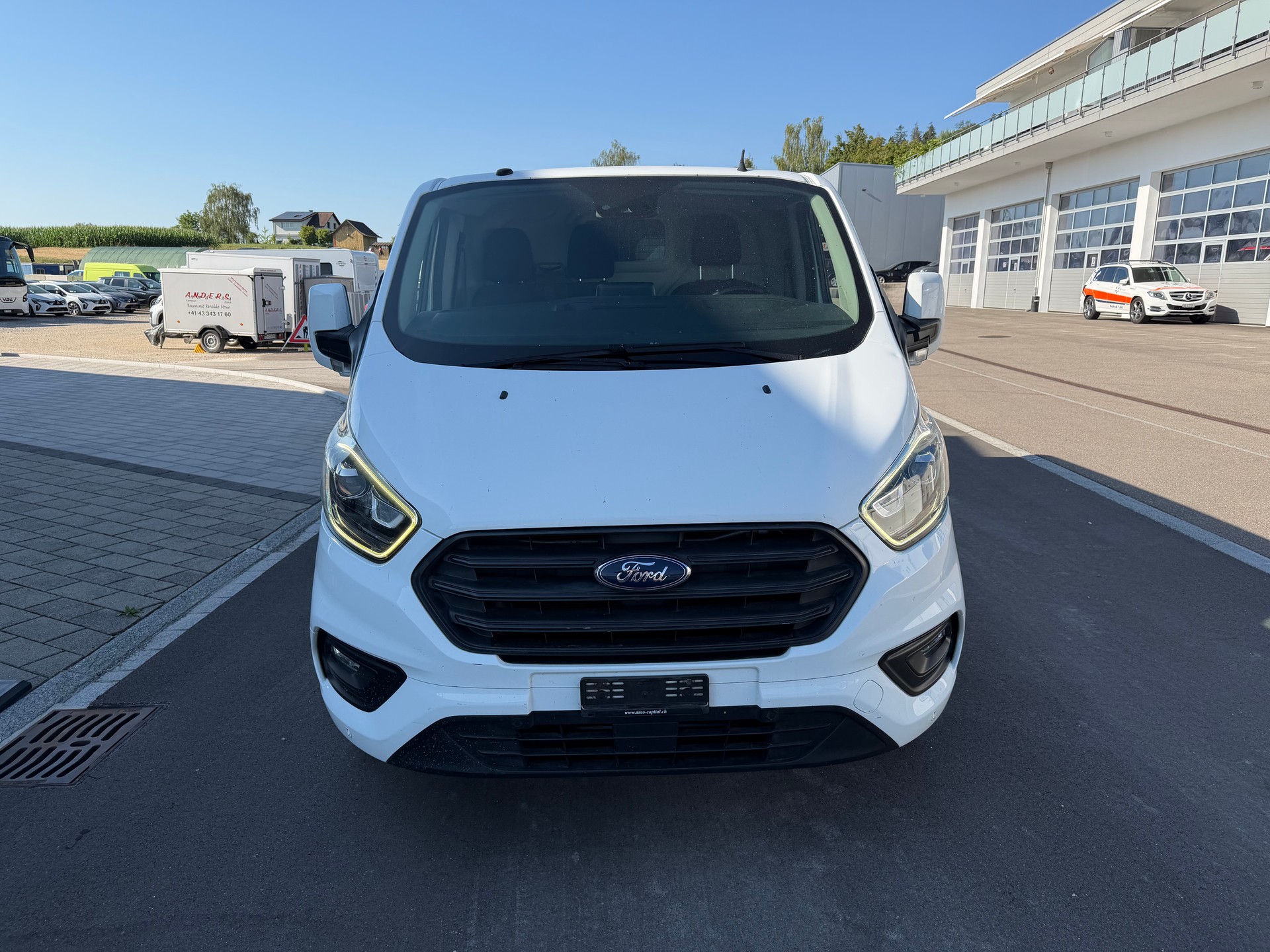 FORD Transit Custom Van 320 L2H1 Limited A-image-1