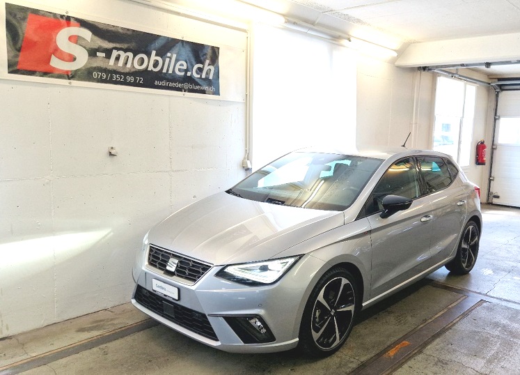 SEAT Ibiza 1.0 TSI HOLA FR DSG-image-0